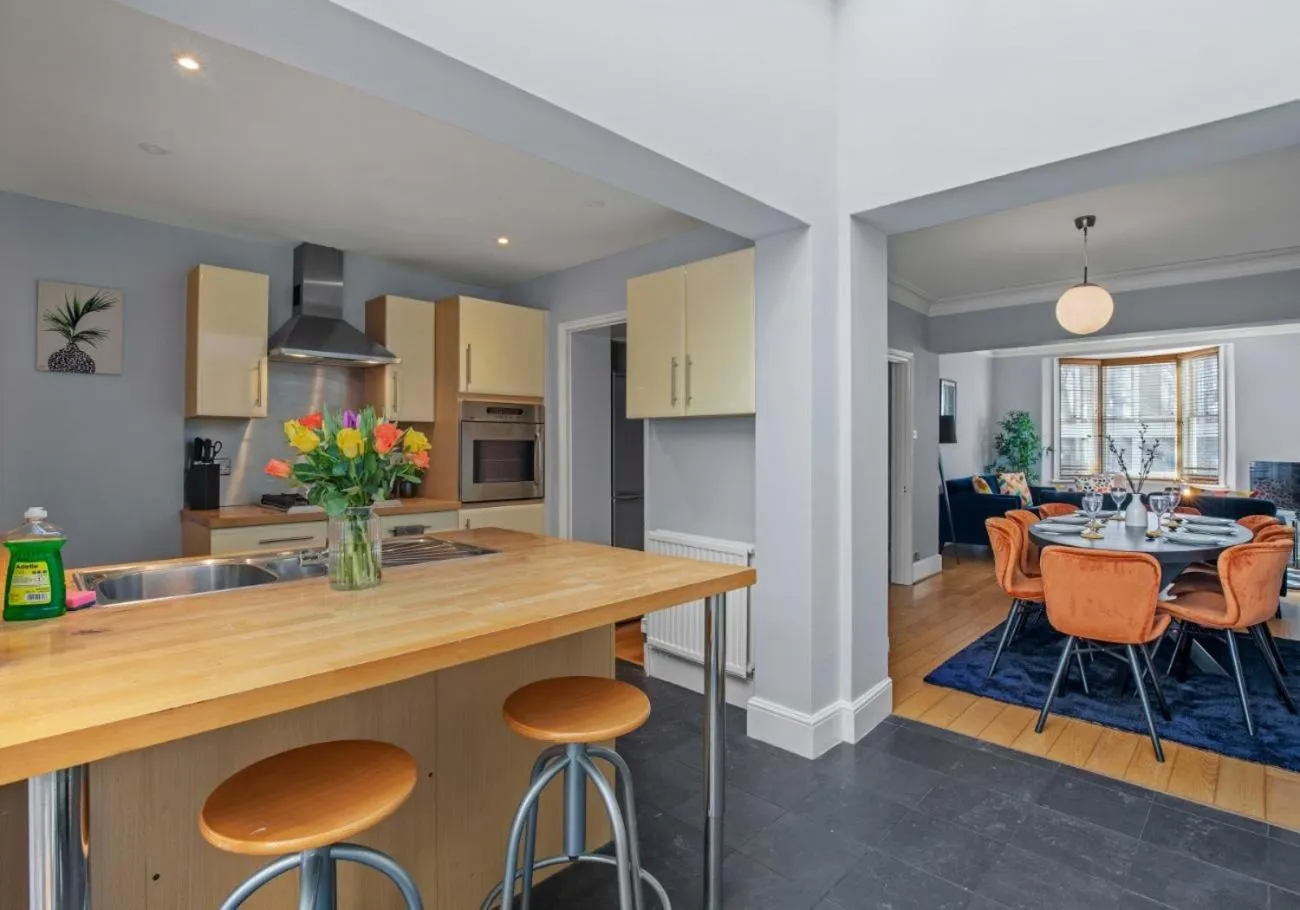 Other in The Townhouse By My Getaways Free Parking