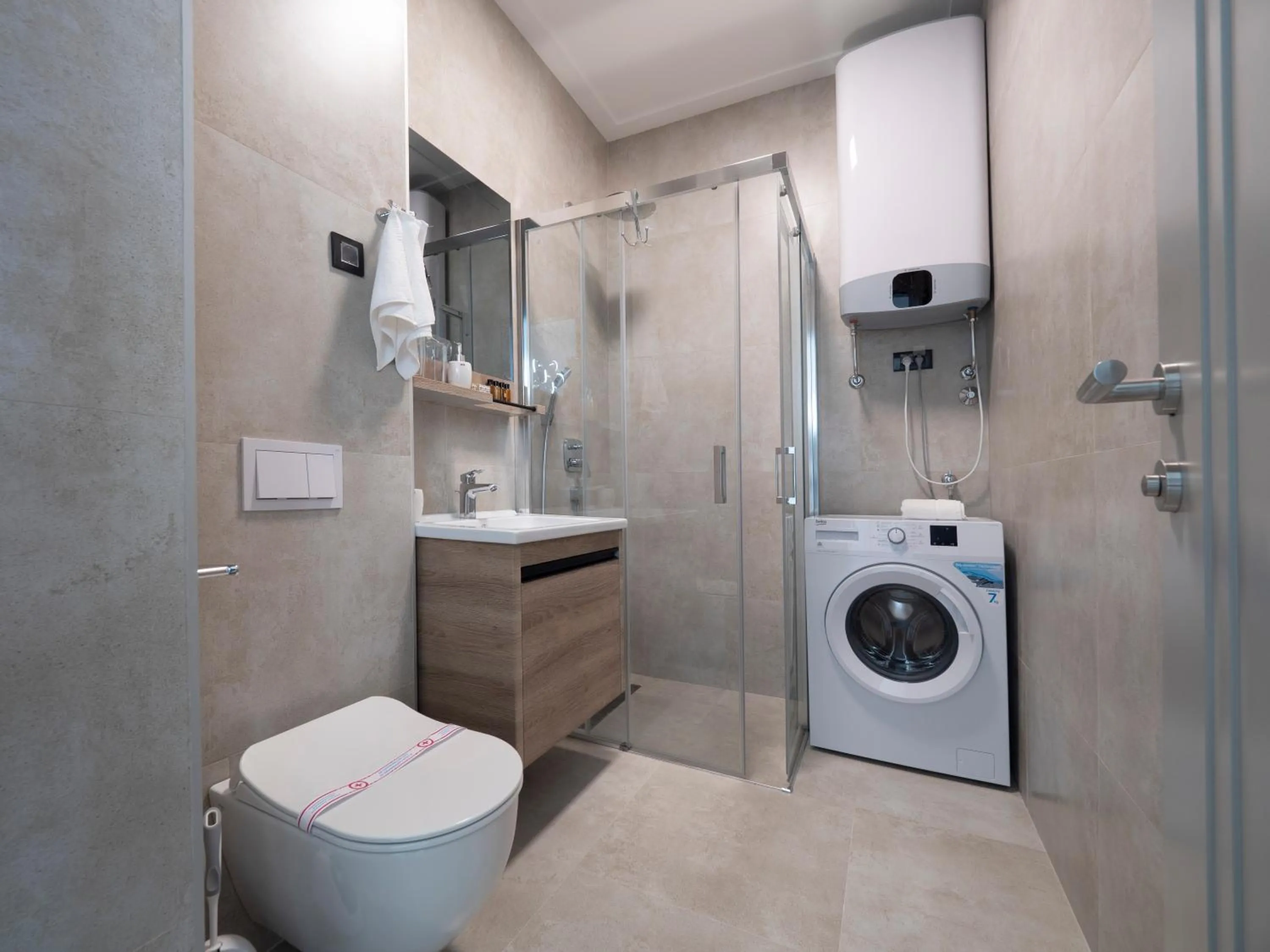 Shower in CASA AL MARE by Moskva