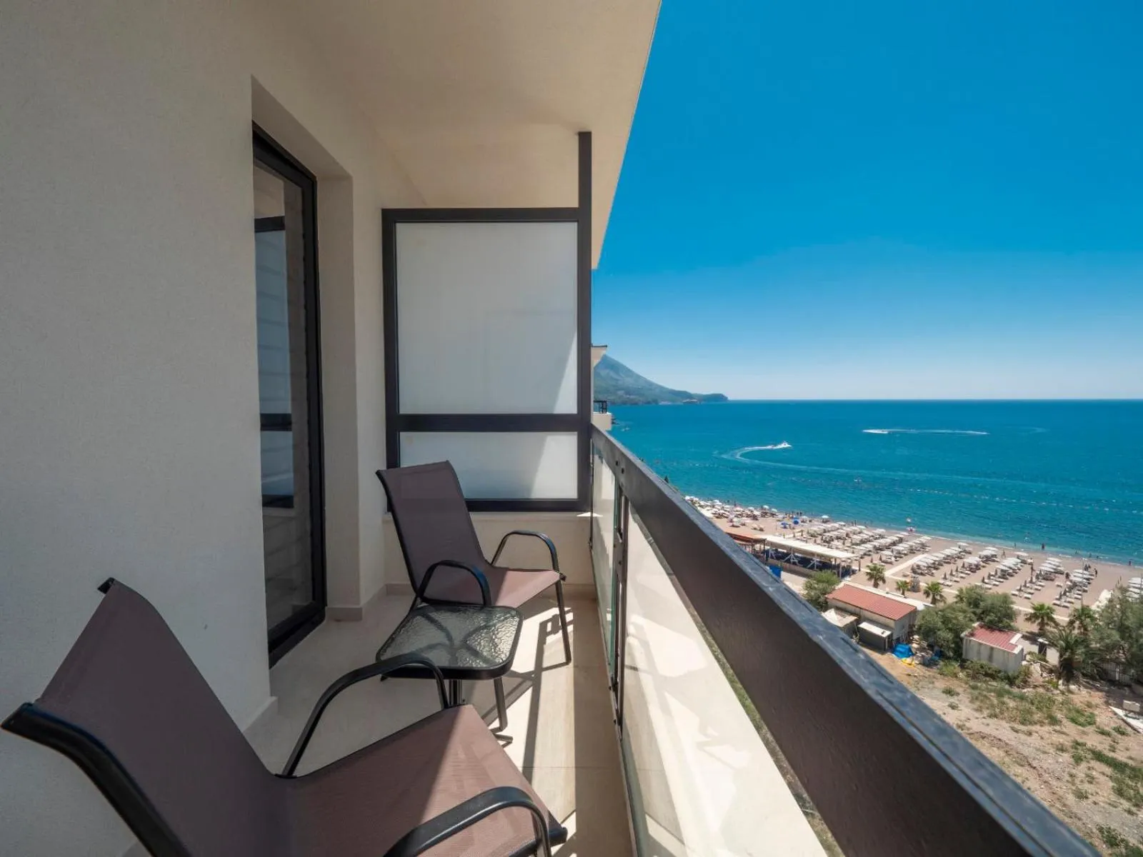 Day in CASA AL MARE by Moskva