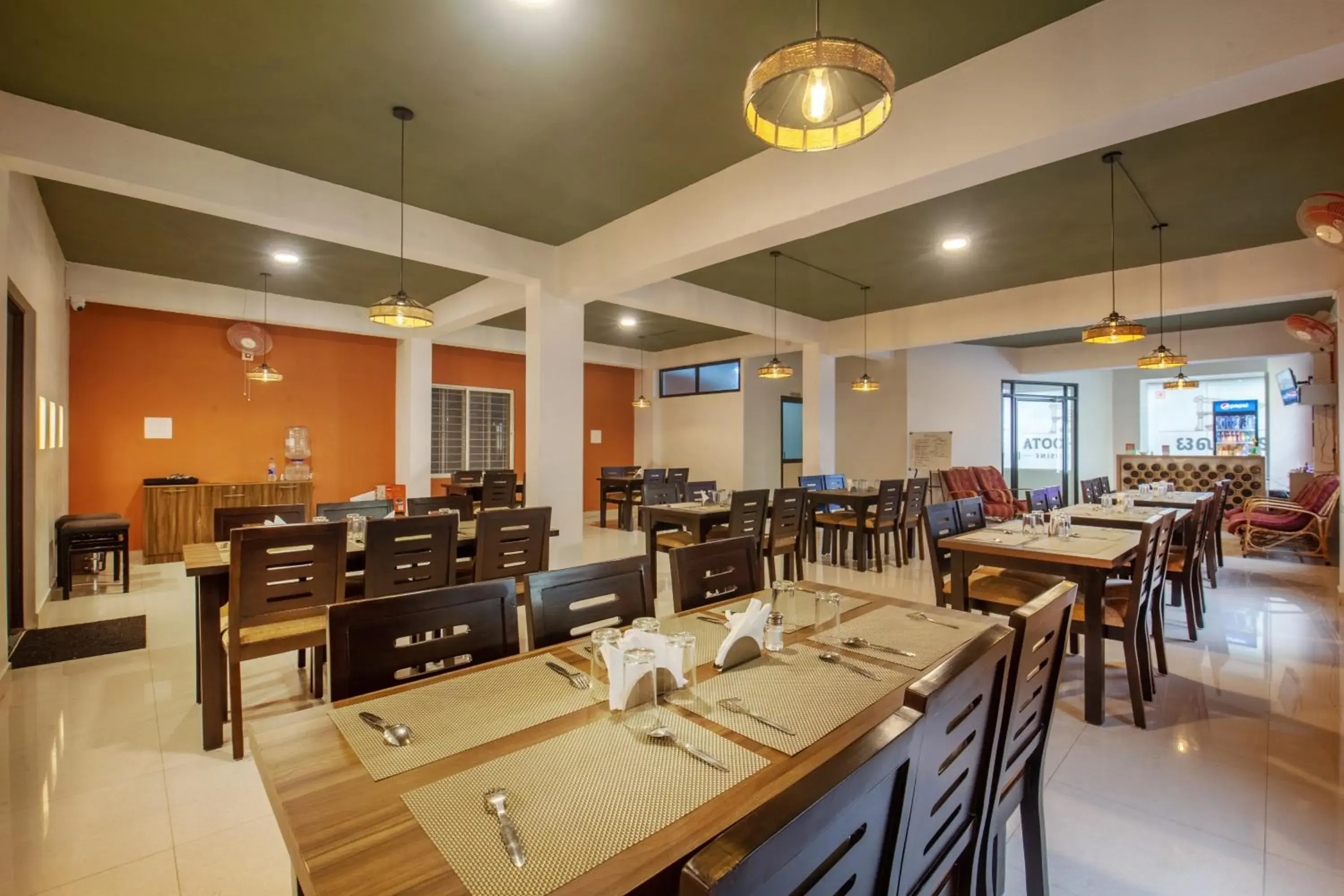 Restaurant/places to eat in Treebo Sans Sarav Kushalnagar Restaurant/places to eat in Treebo Sans Sarav Kushalnagar