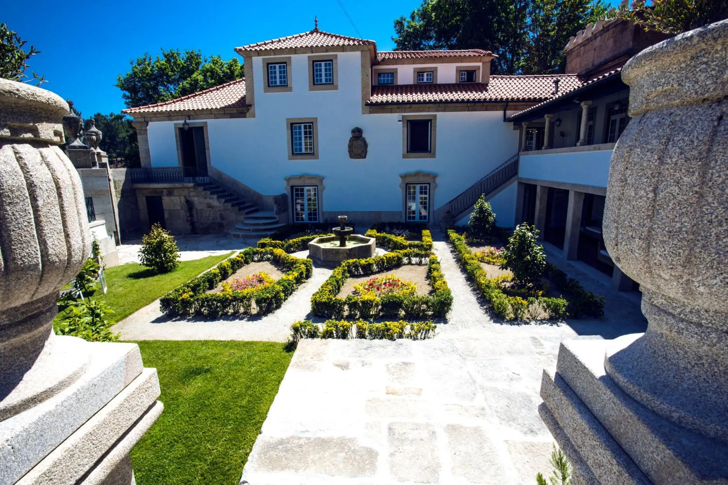 Property building in Lavandeira Douro Nature & Wellness Property building in Lavandeira Douro Nature & Wellness