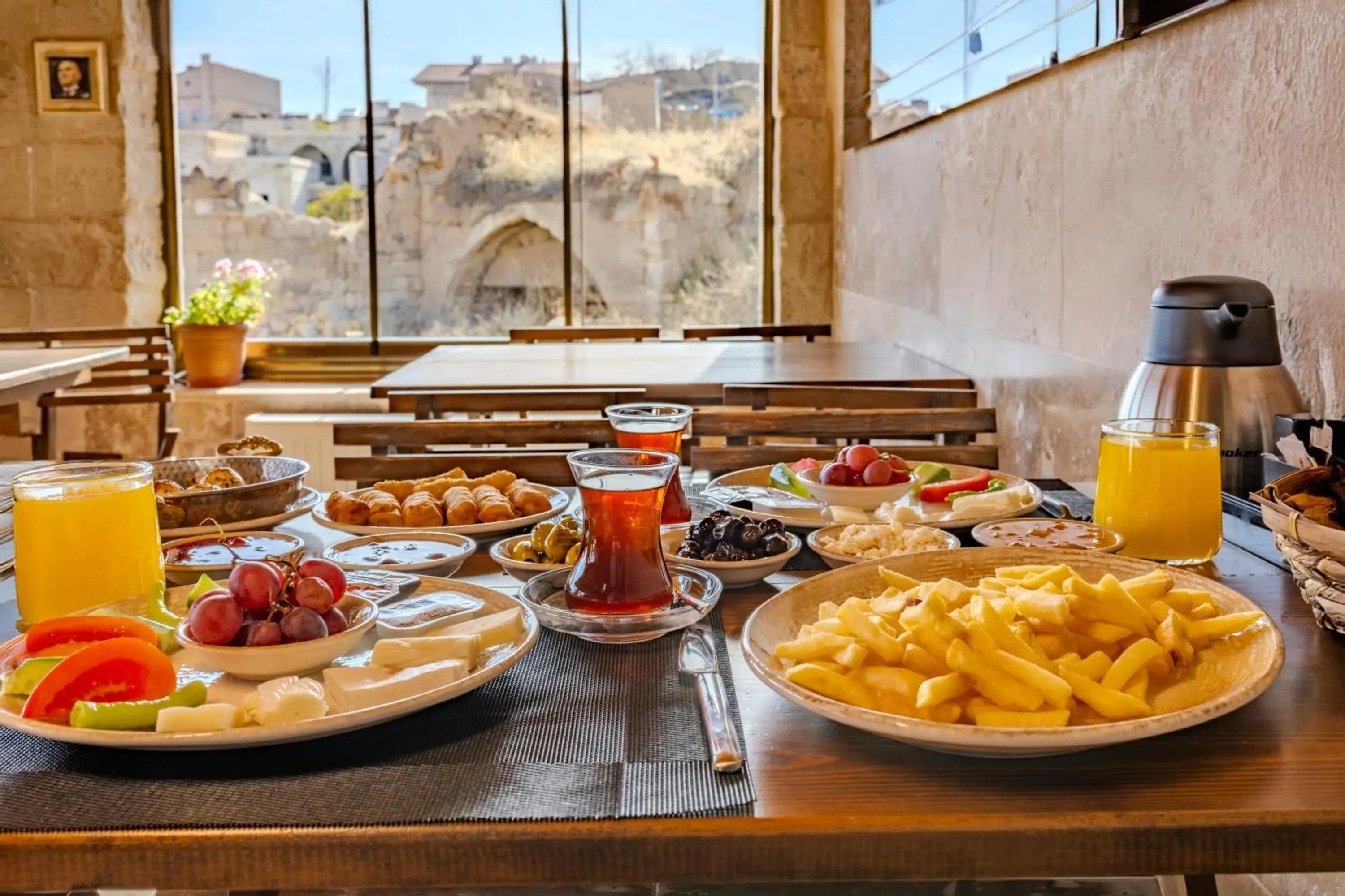 Breakfast in Zula Cave House Breakfast in Zula Cave House