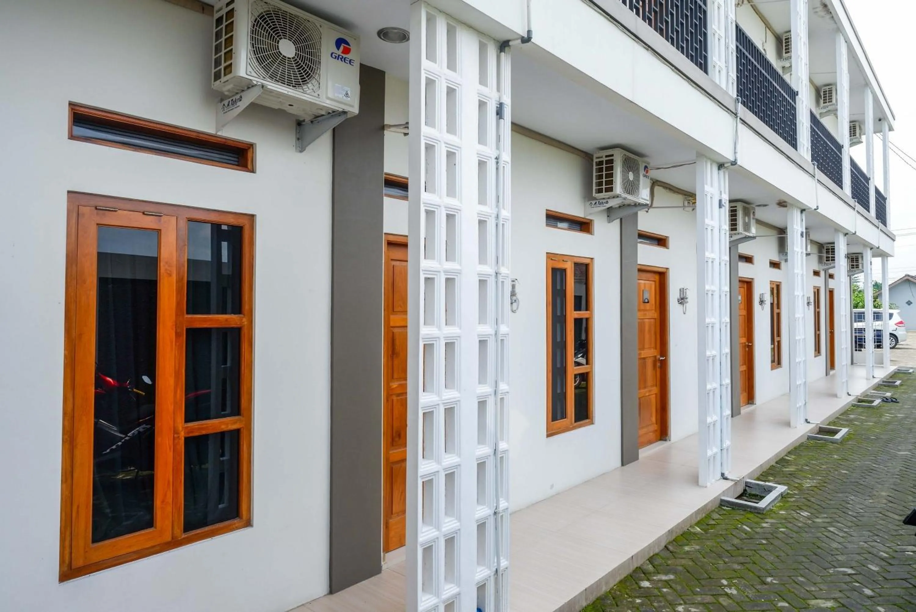 Property building in RedDoorz Syariah near RS Hermina Yogyakarta