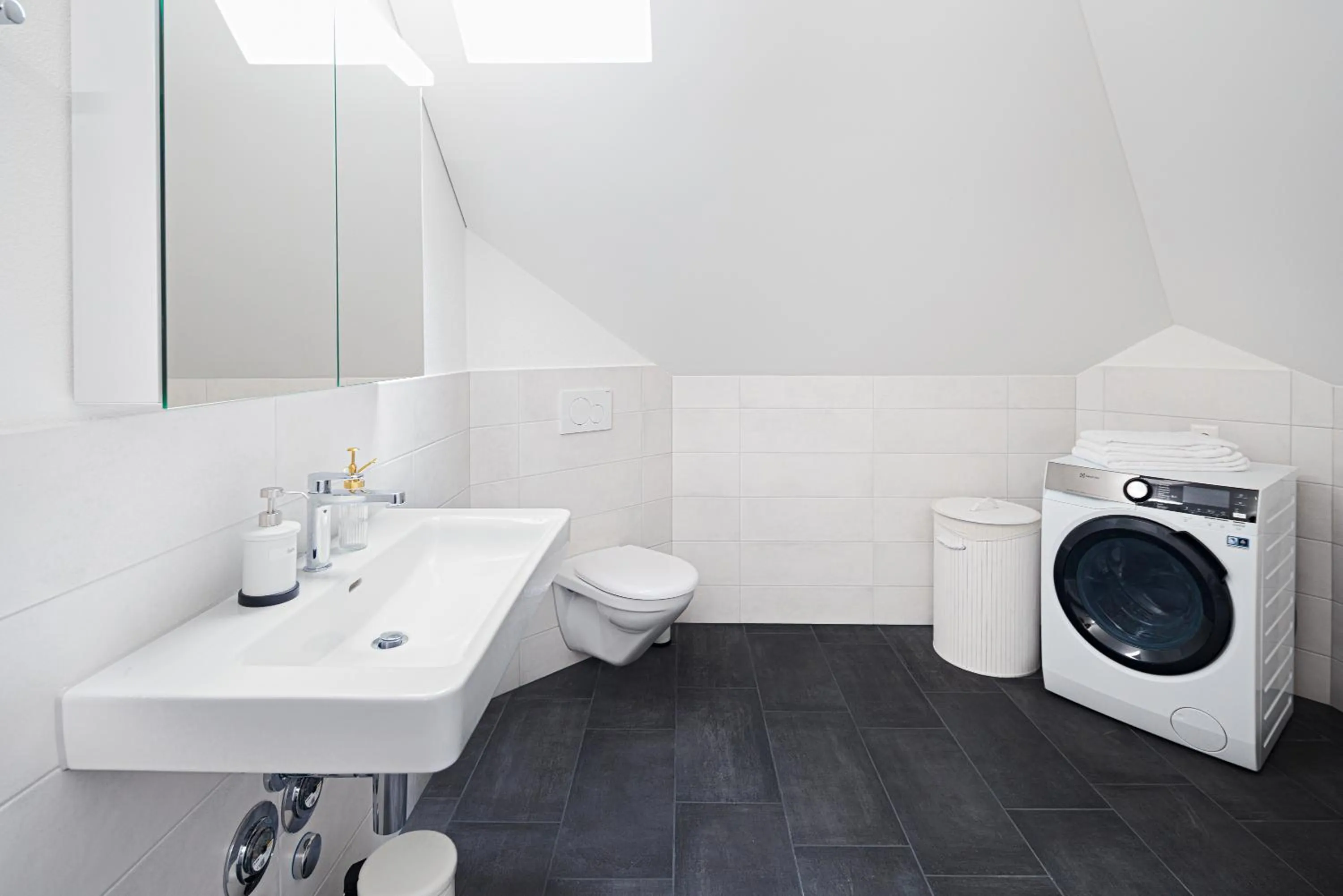 Toilet in VISIMO Apartments Mühlensteg St Gallen - Elegant Quiet Central