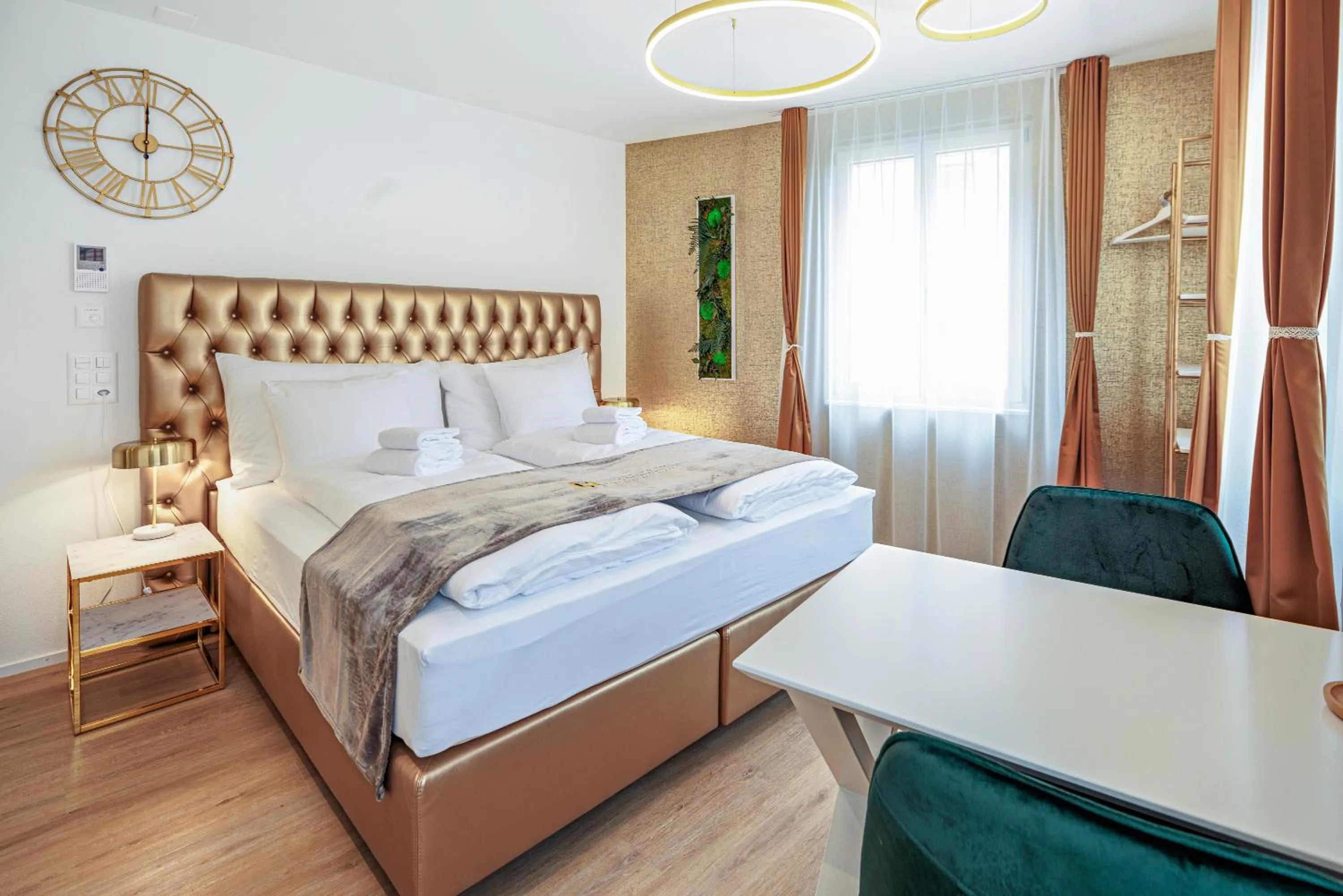 Bed in VISIMO Apartments Mühlensteg St Gallen - Elegant Quiet Central