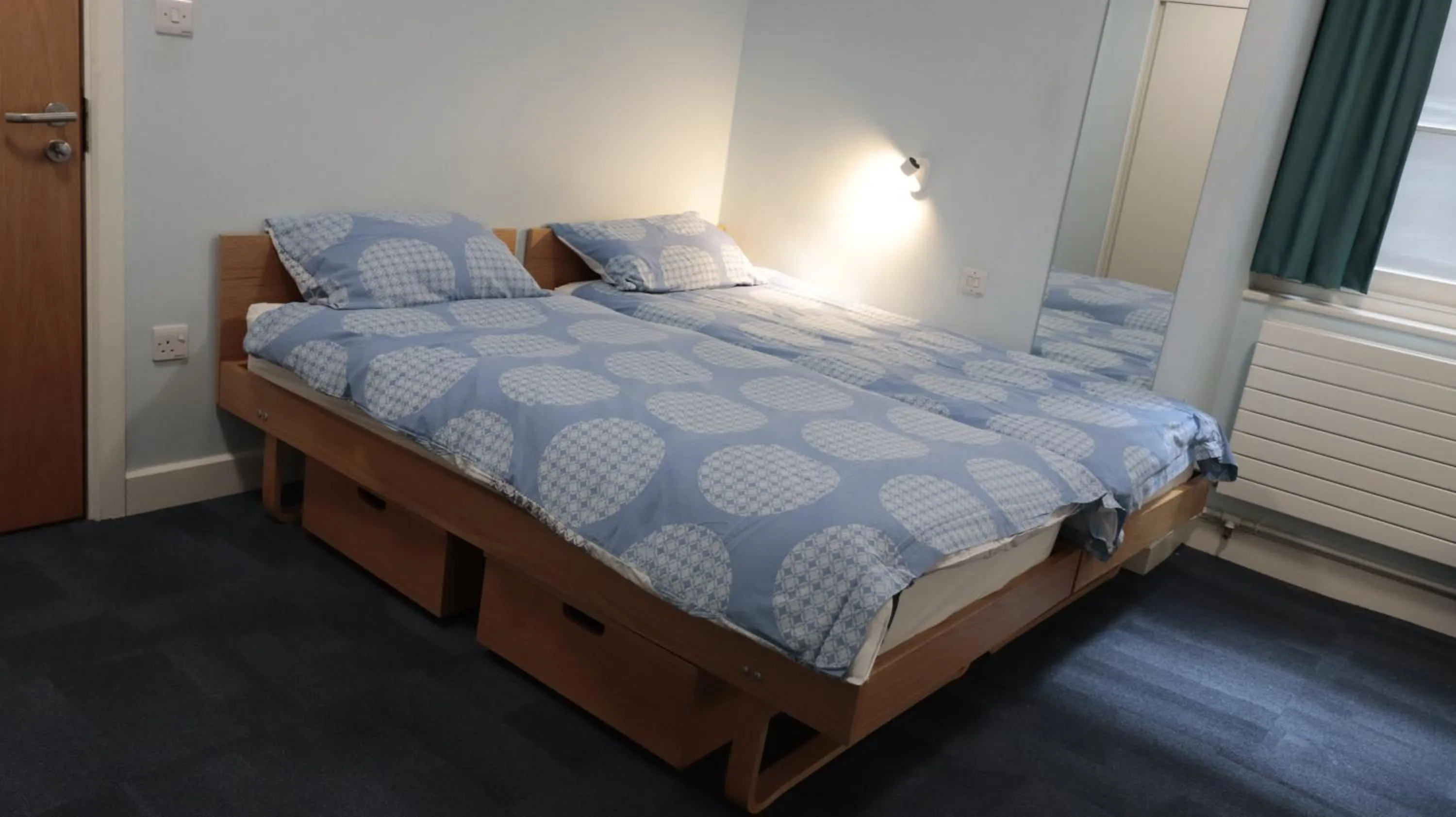 Bed in Lee Abbey London