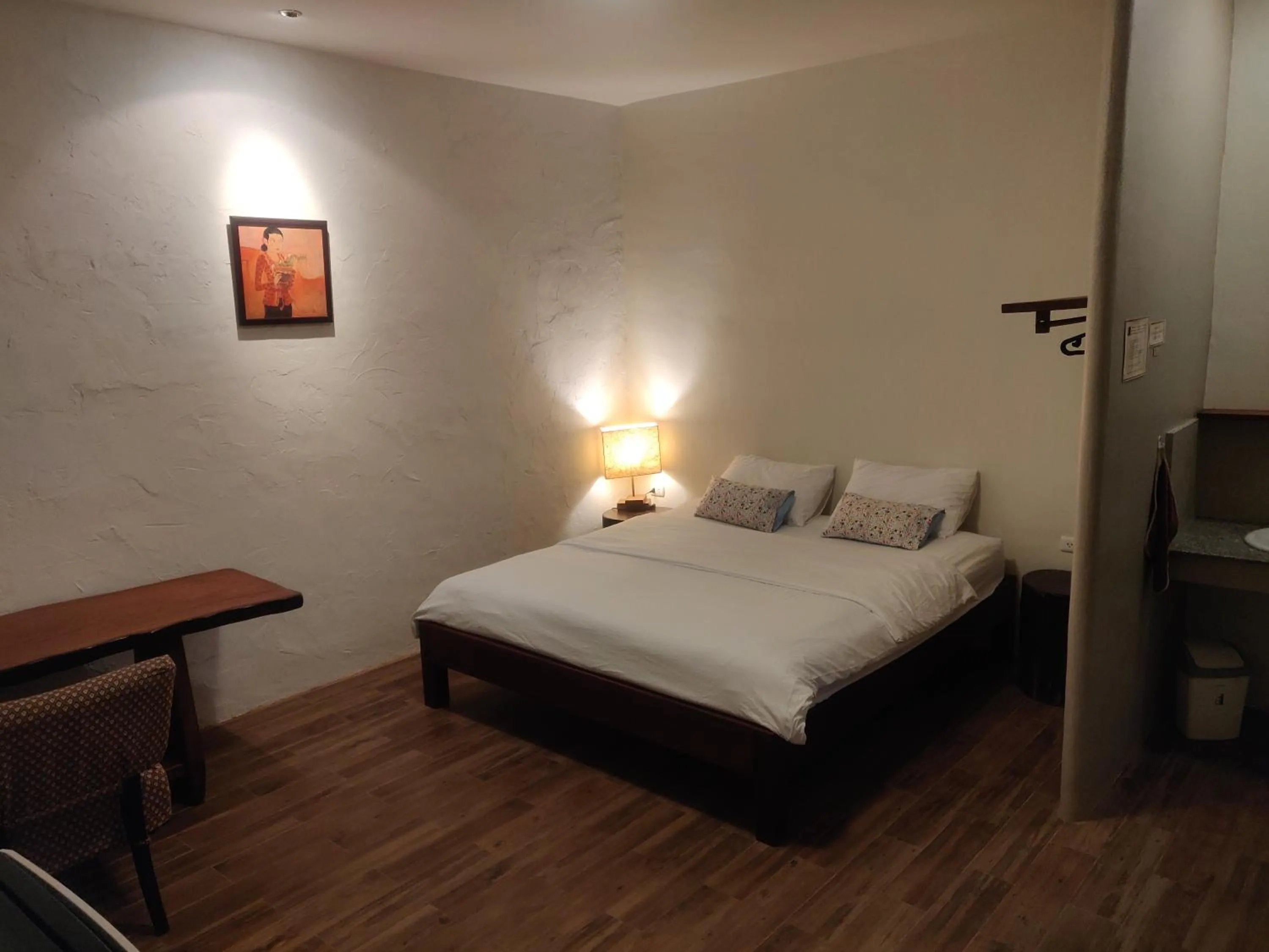 Bed in Fern House Retreat