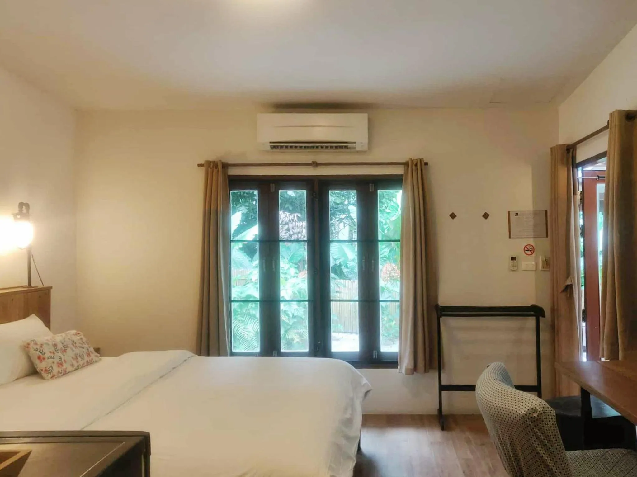 View (from property/room), Bed in Fern House Retreat