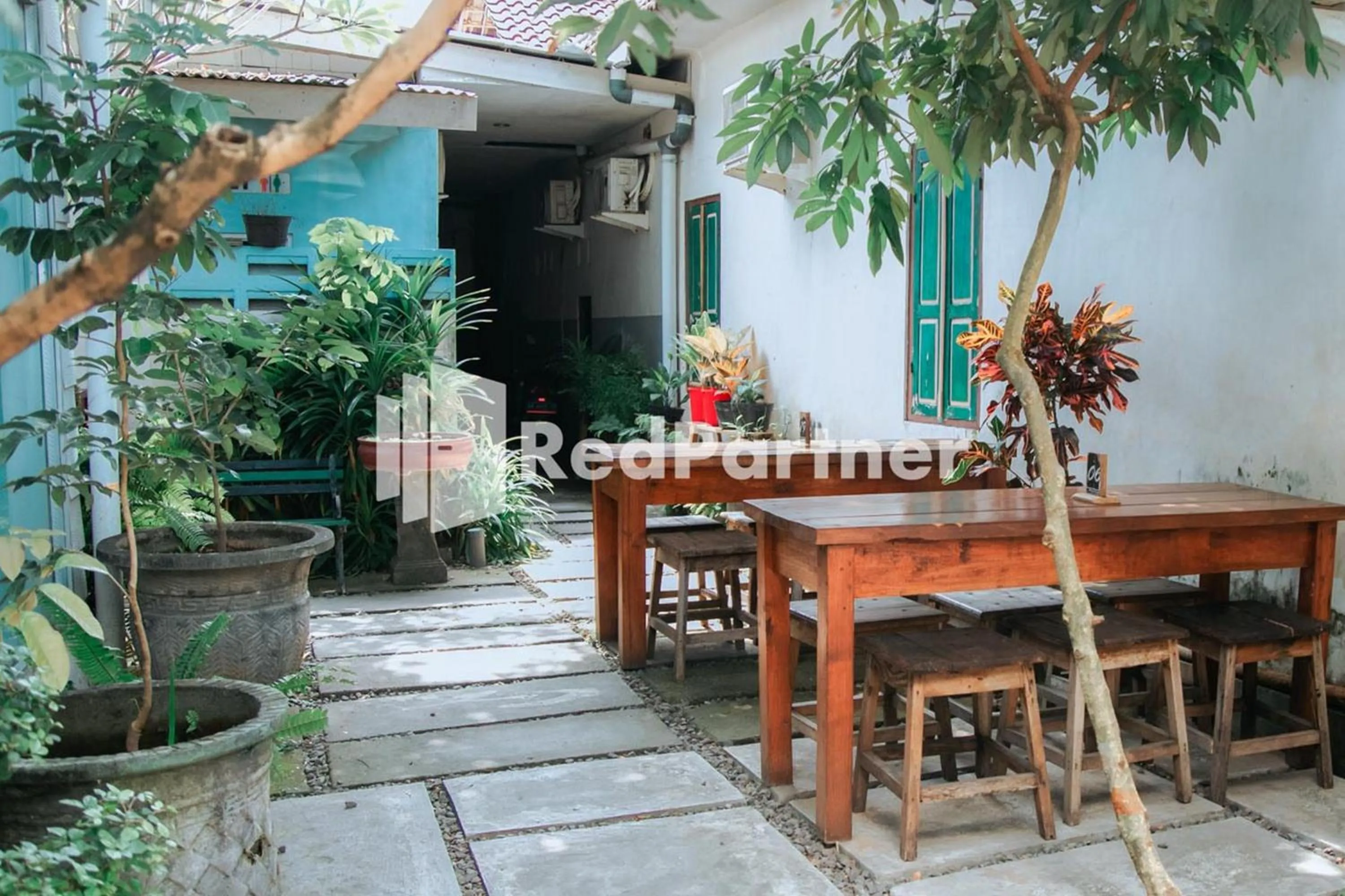 Property building in Flamboyan Asri Syariah Mitra RedDoorz near Kampung Inggris Pare