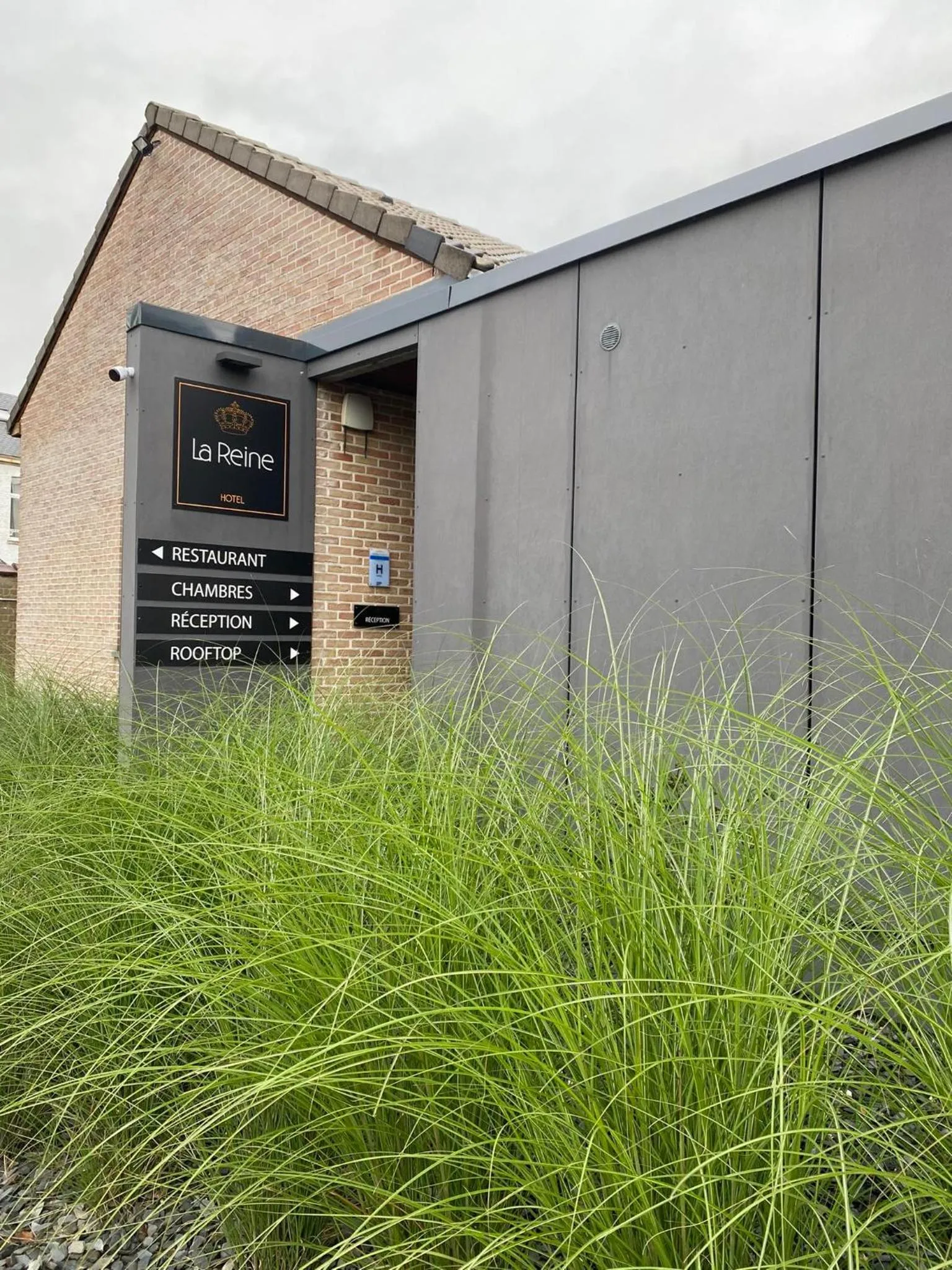 Property building in Boutique Hôtel, La Cour de la Reine, Rooftop & Bistronomique Restaurant