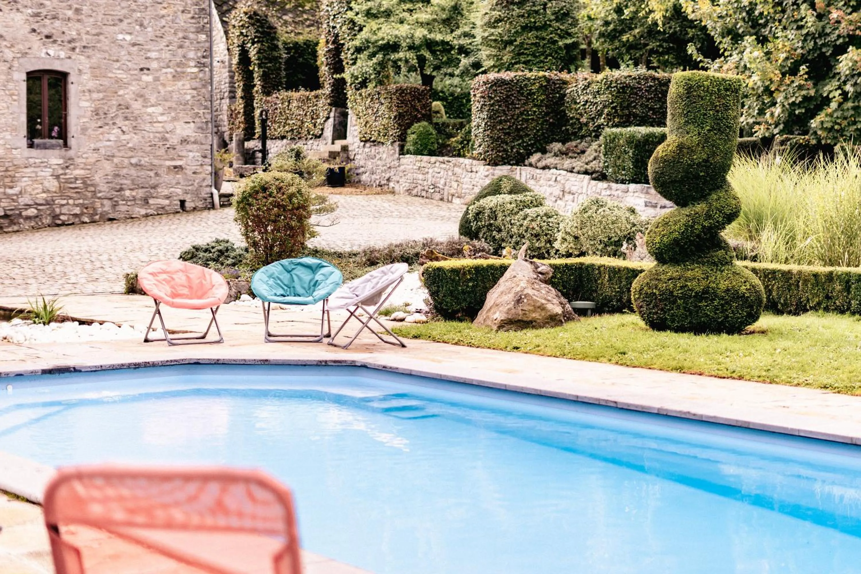 Pool view in Au bout de mes rêves