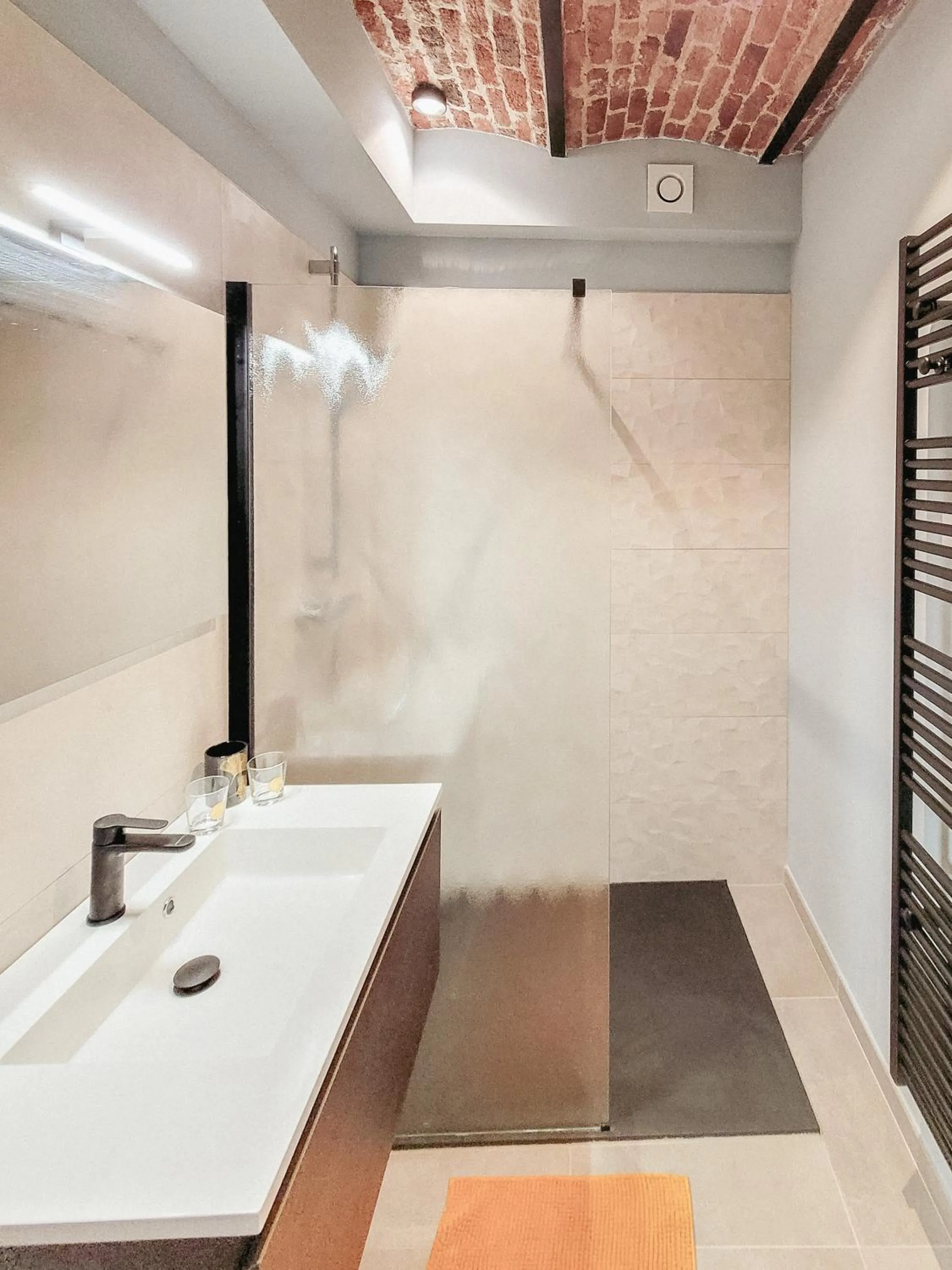 Bathroom in Au bout de mes rêves