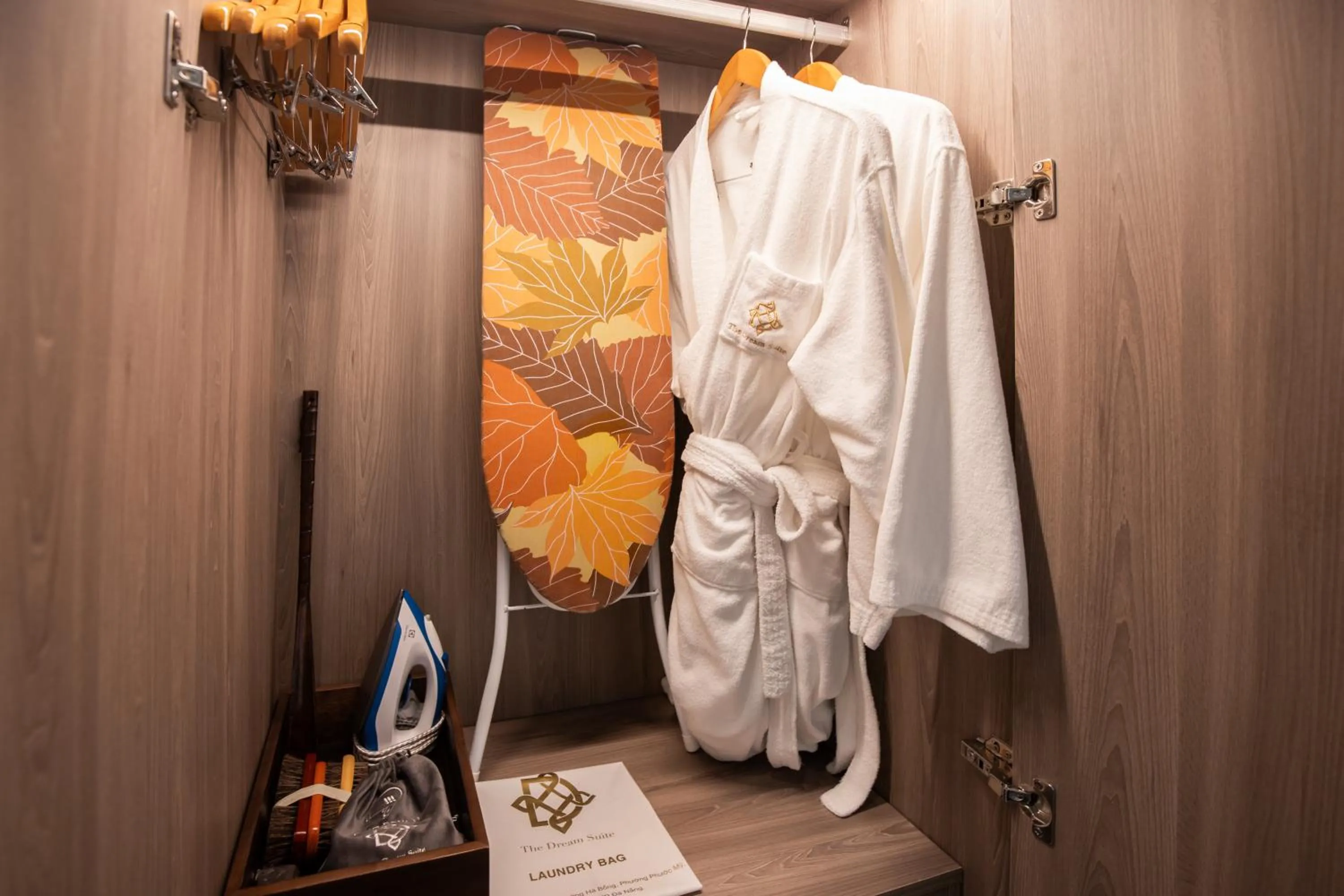 furniture in The Dream Suite