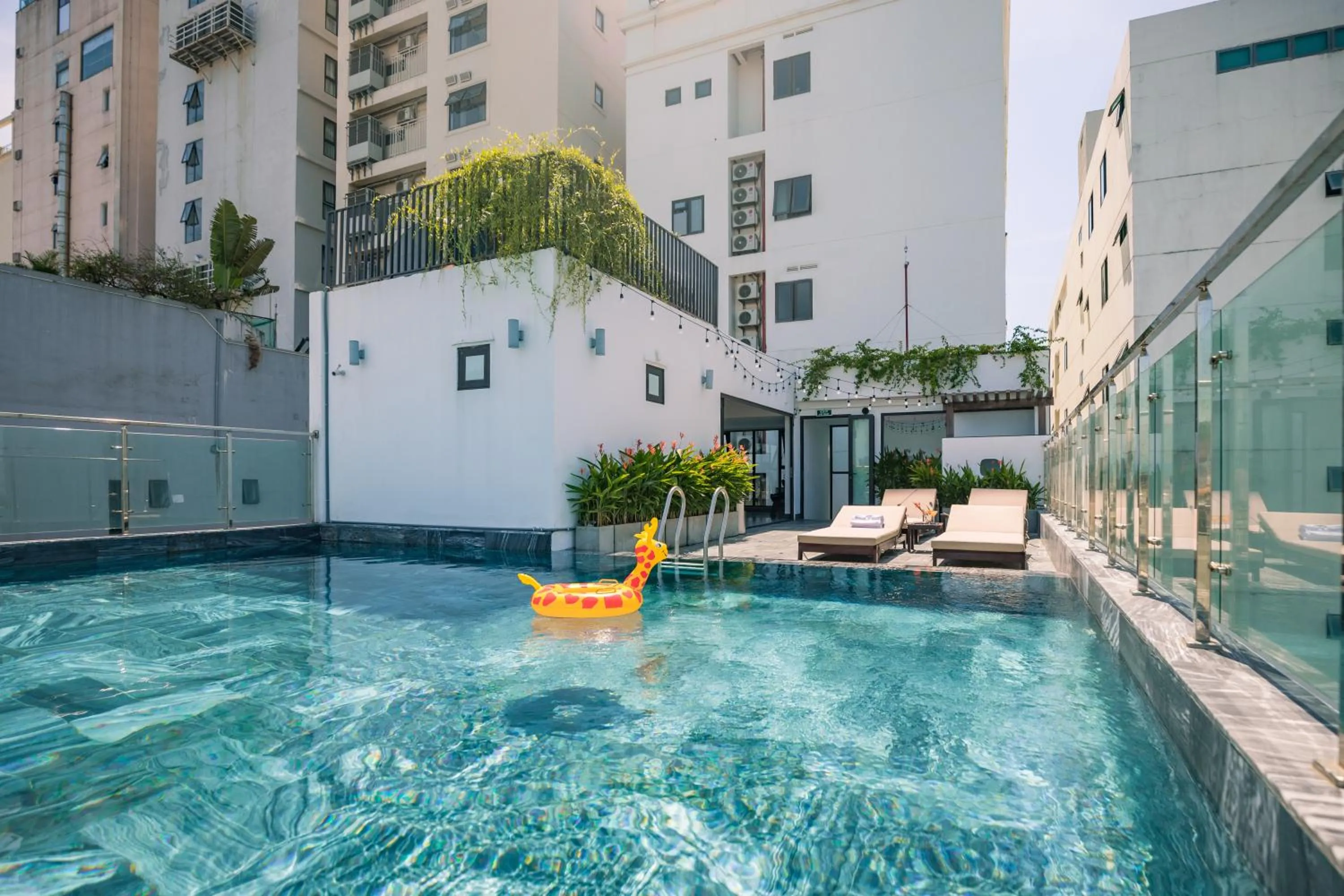 Swimming pool in The Dream Suite