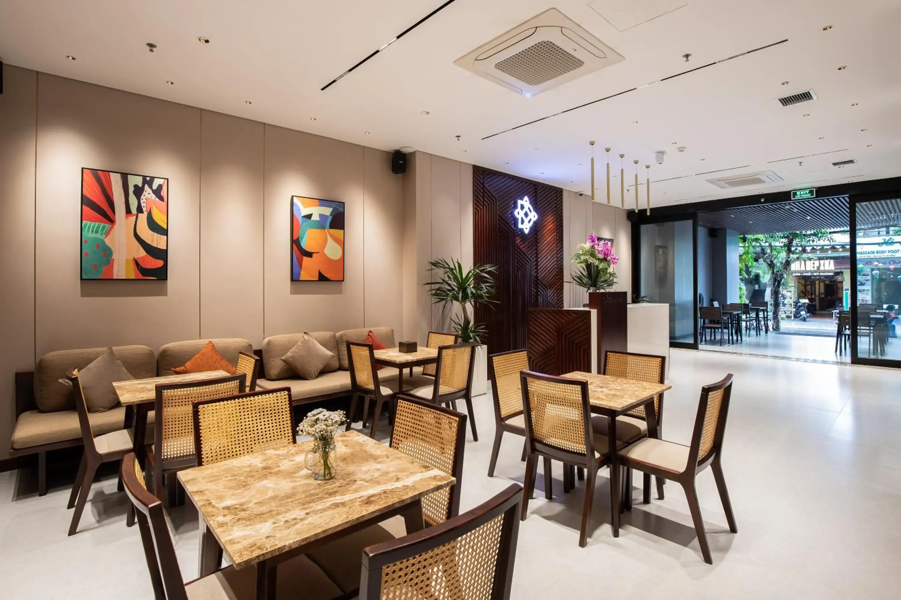 Lobby or reception in The Dream Suite Lobby or reception in The Dream Suite