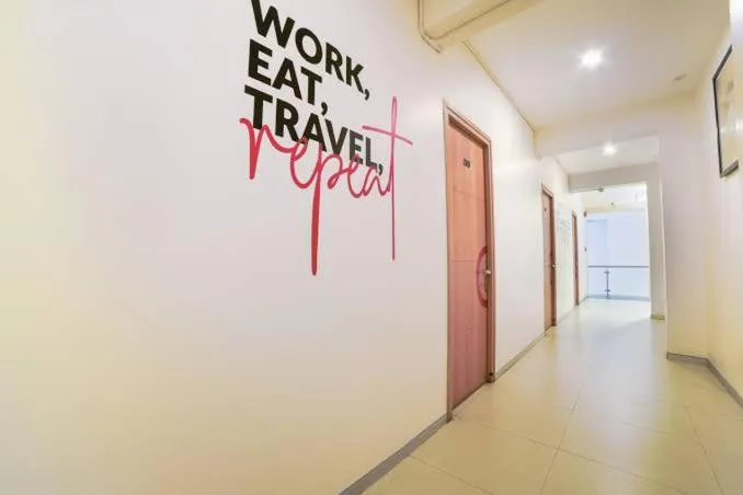 Text overlay in RAAJ PEARL