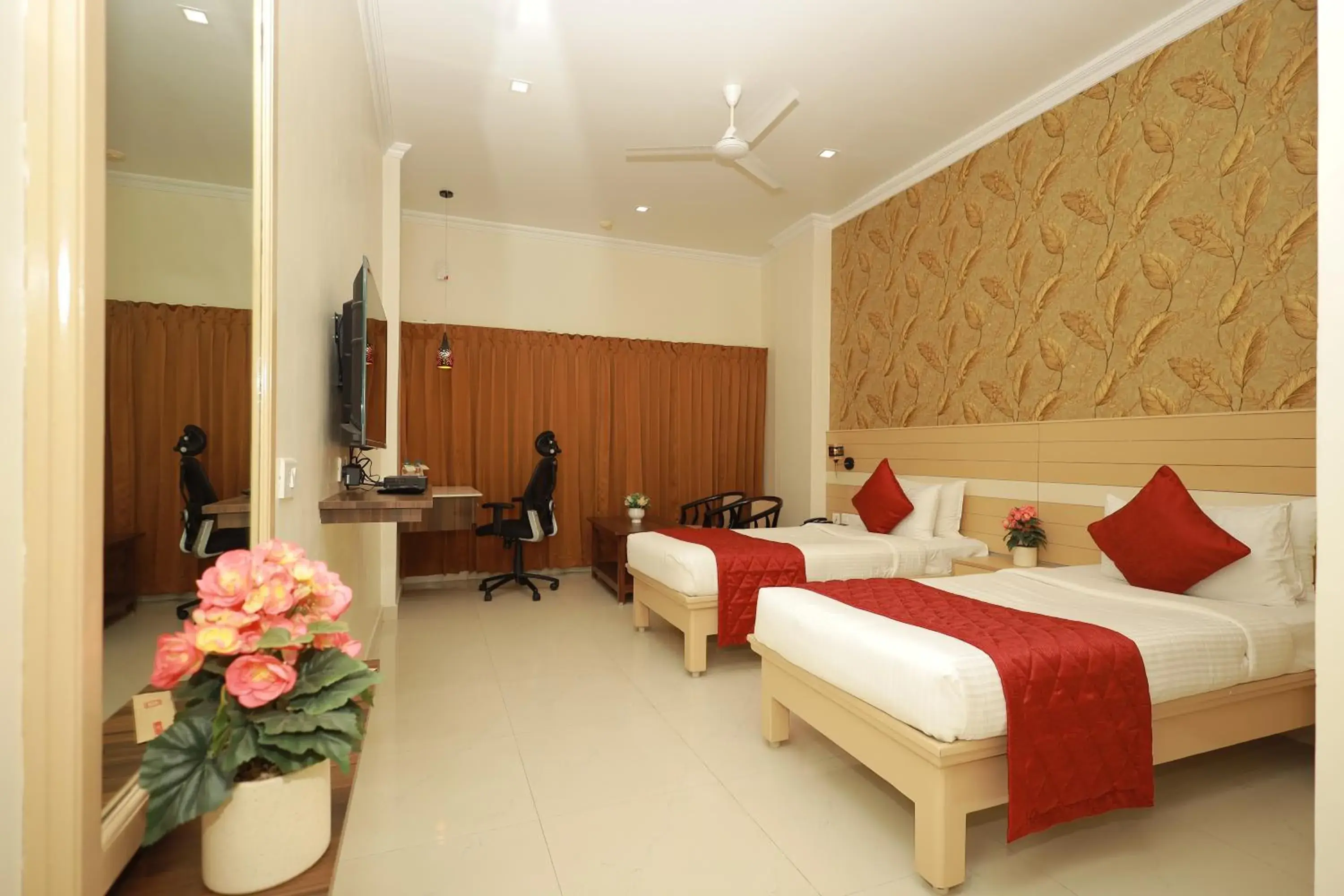 Bed in Hotel DSF Grand Plaza Bed in Hotel DSF Grand Plaza