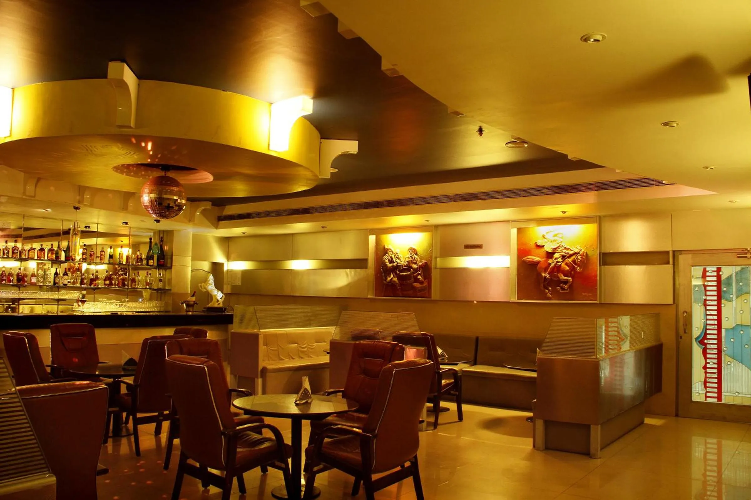 Lounge or bar in Hotel DSF Grand Plaza