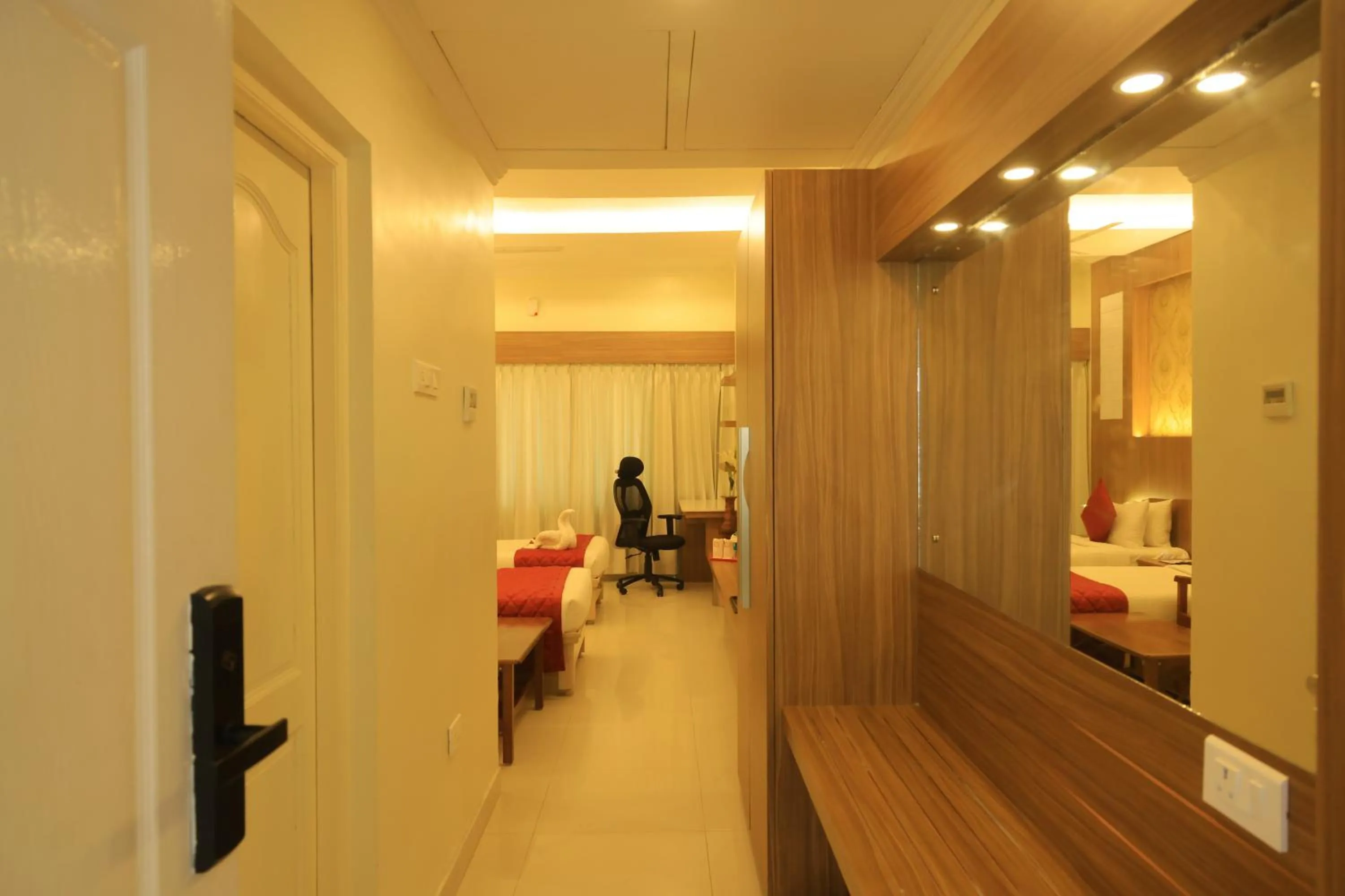 Hotel DSF Grand Plaza