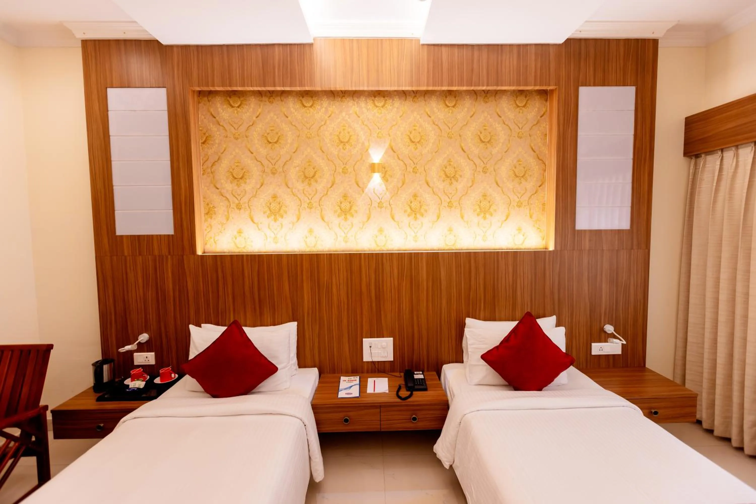 Bed in Hotel DSF Grand Plaza