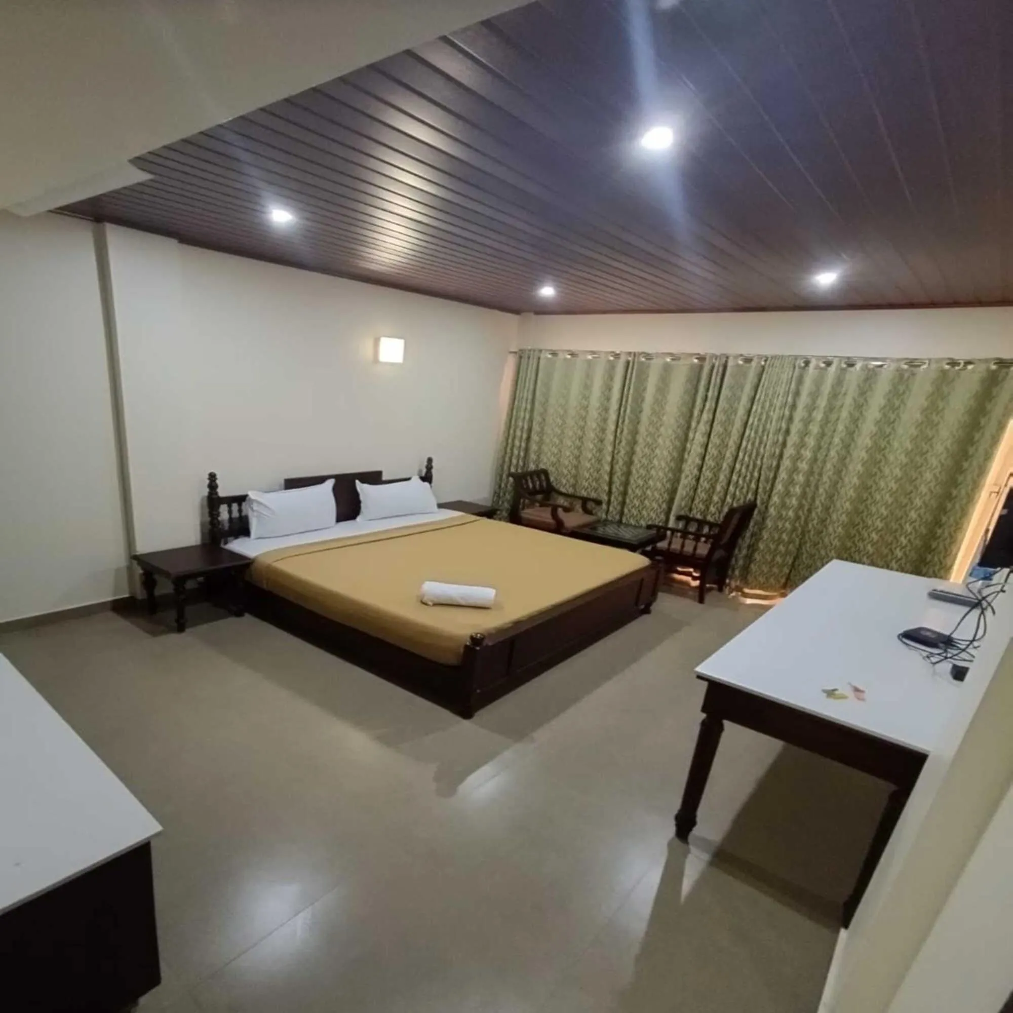 Bed in Baywatch Beach Homes