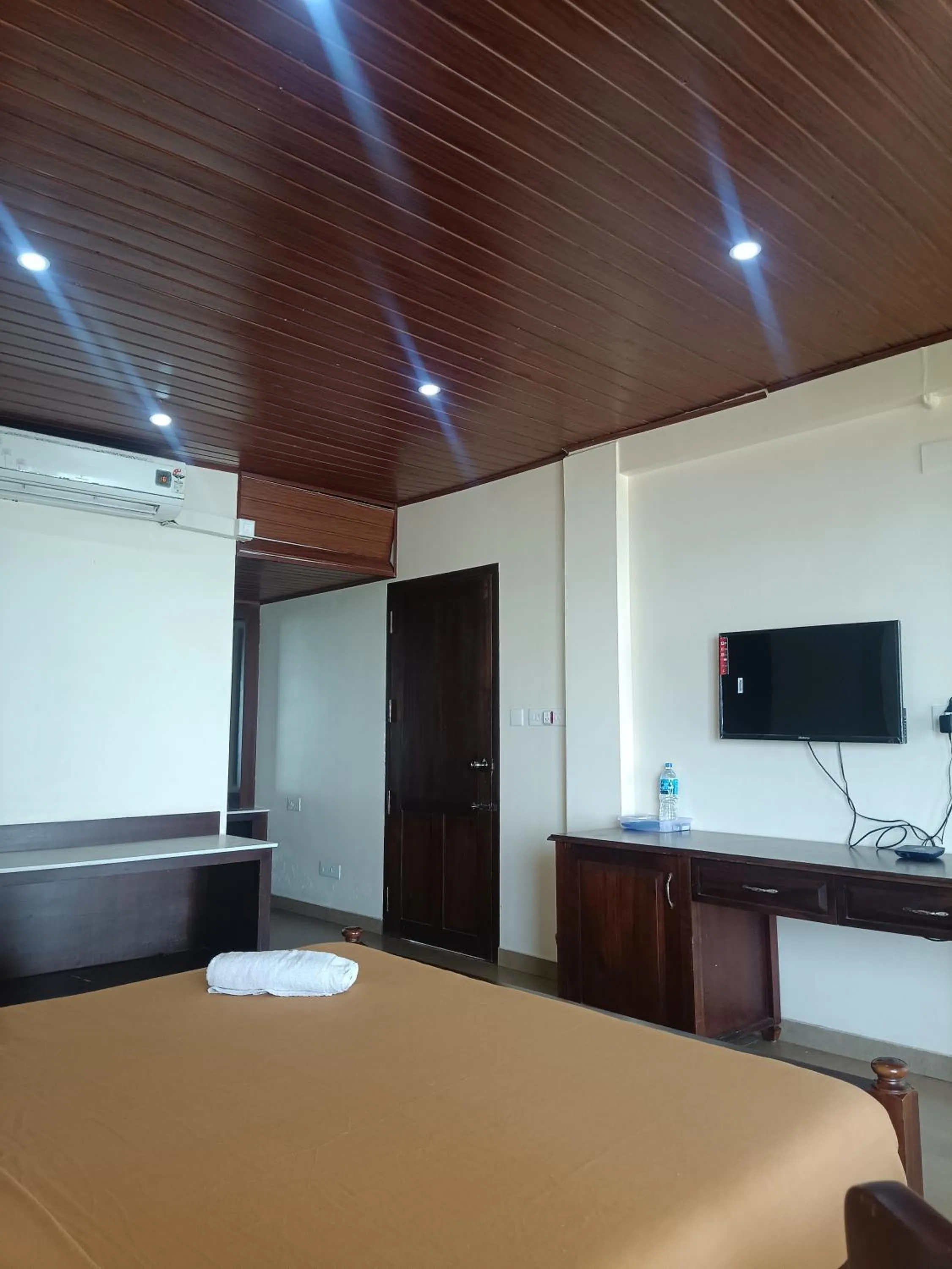 TV and multimedia in Baywatch Beach Homes