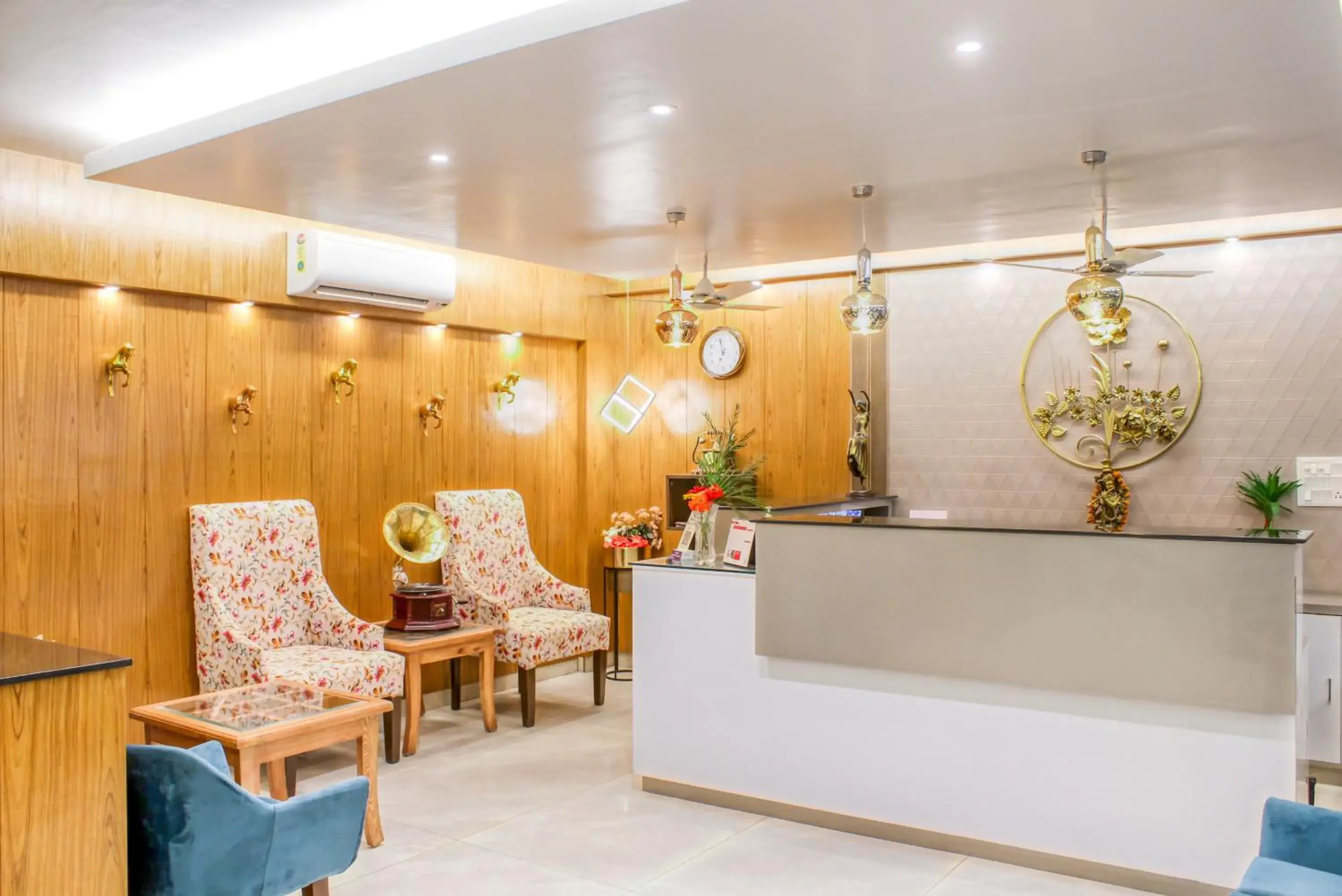 Lobby or reception in Zip By Spree Hotels Grand Legacy Prime Lobby or reception in Zip By Spree Hotels Grand Legacy Prime