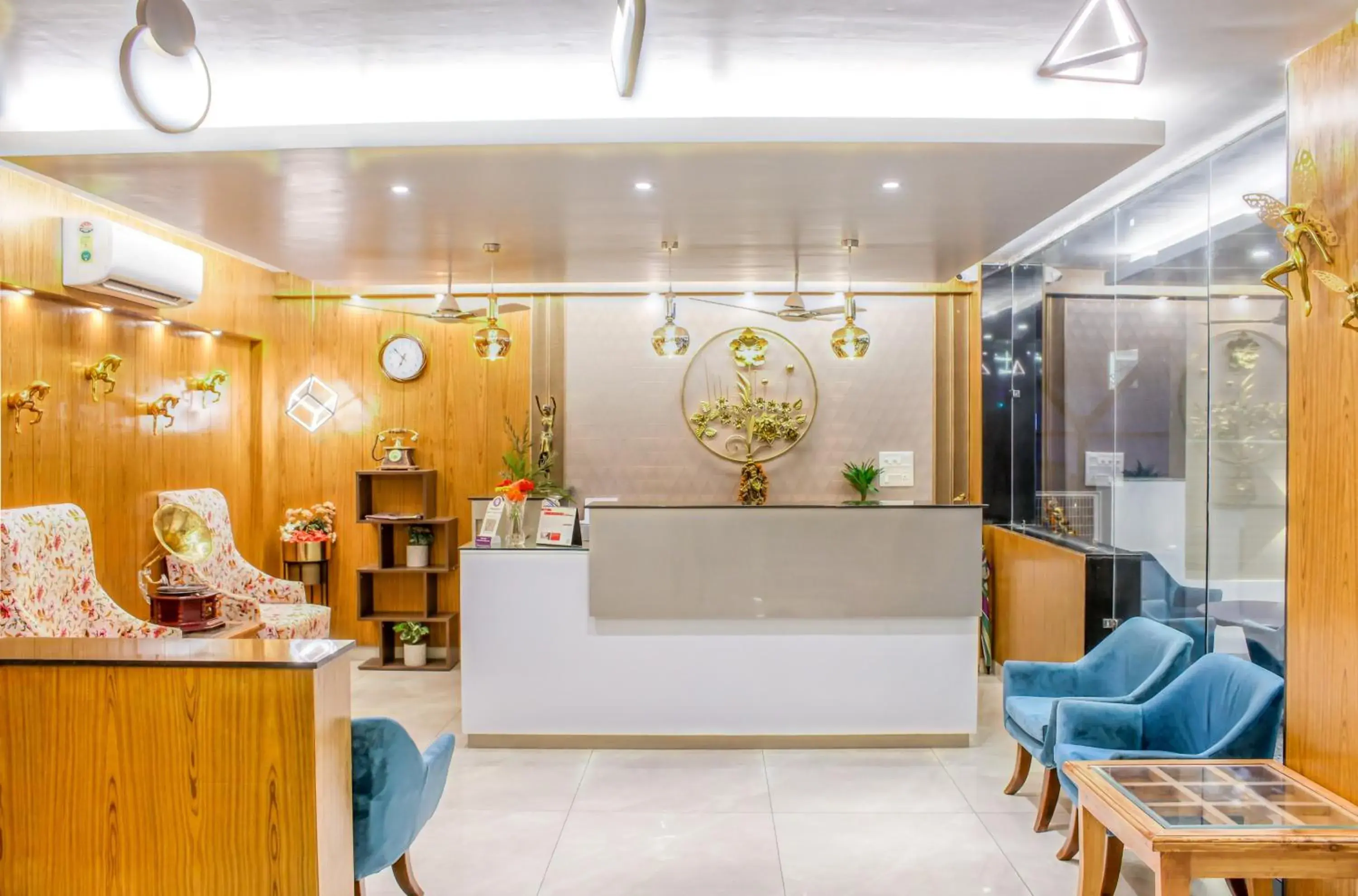 Lobby or reception in Zip By Spree Hotels Grand Legacy Prime Lobby or reception in Zip By Spree Hotels Grand Legacy Prime