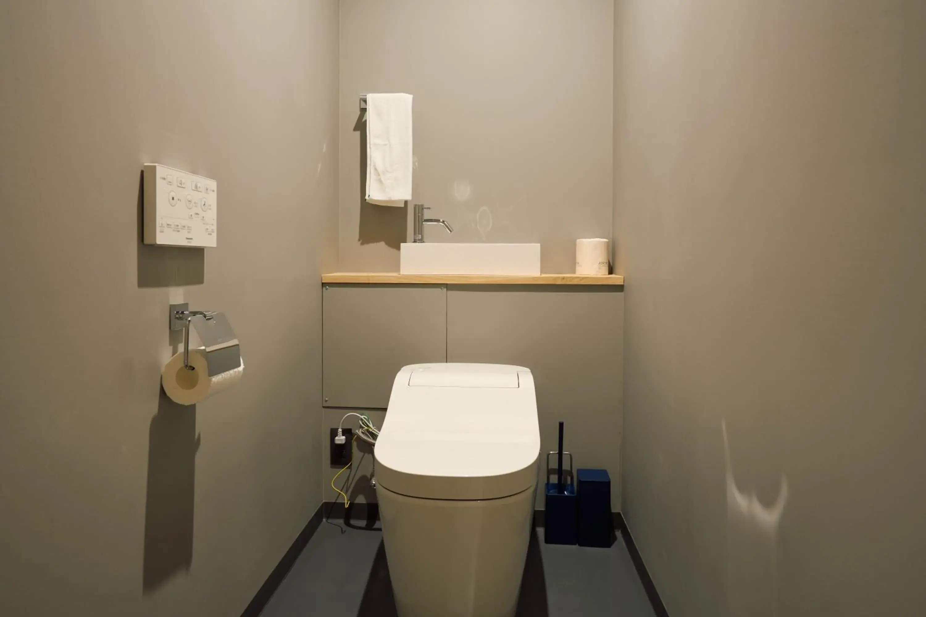 KONJAKUSO Osaka Tempozan "IKESU" Projection M apping SPA "TAKADORO" Wheel View KONJAKUSO Osaka Tempozan "IKESU" Projection M apping SPA "TAKADORO" Wheel View