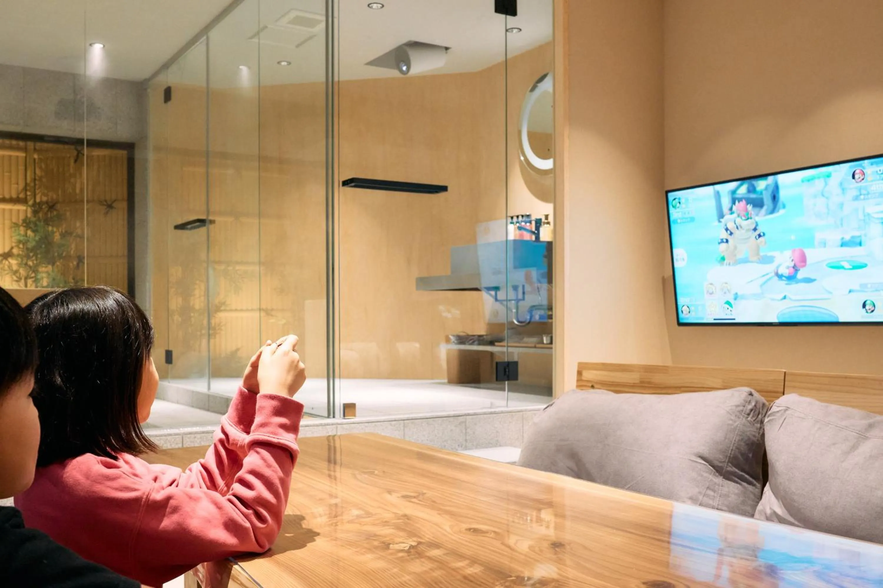 KONJAKUSO Osaka Tempozan "IKESU" Projection M apping SPA "TAKADORO" Wheel View