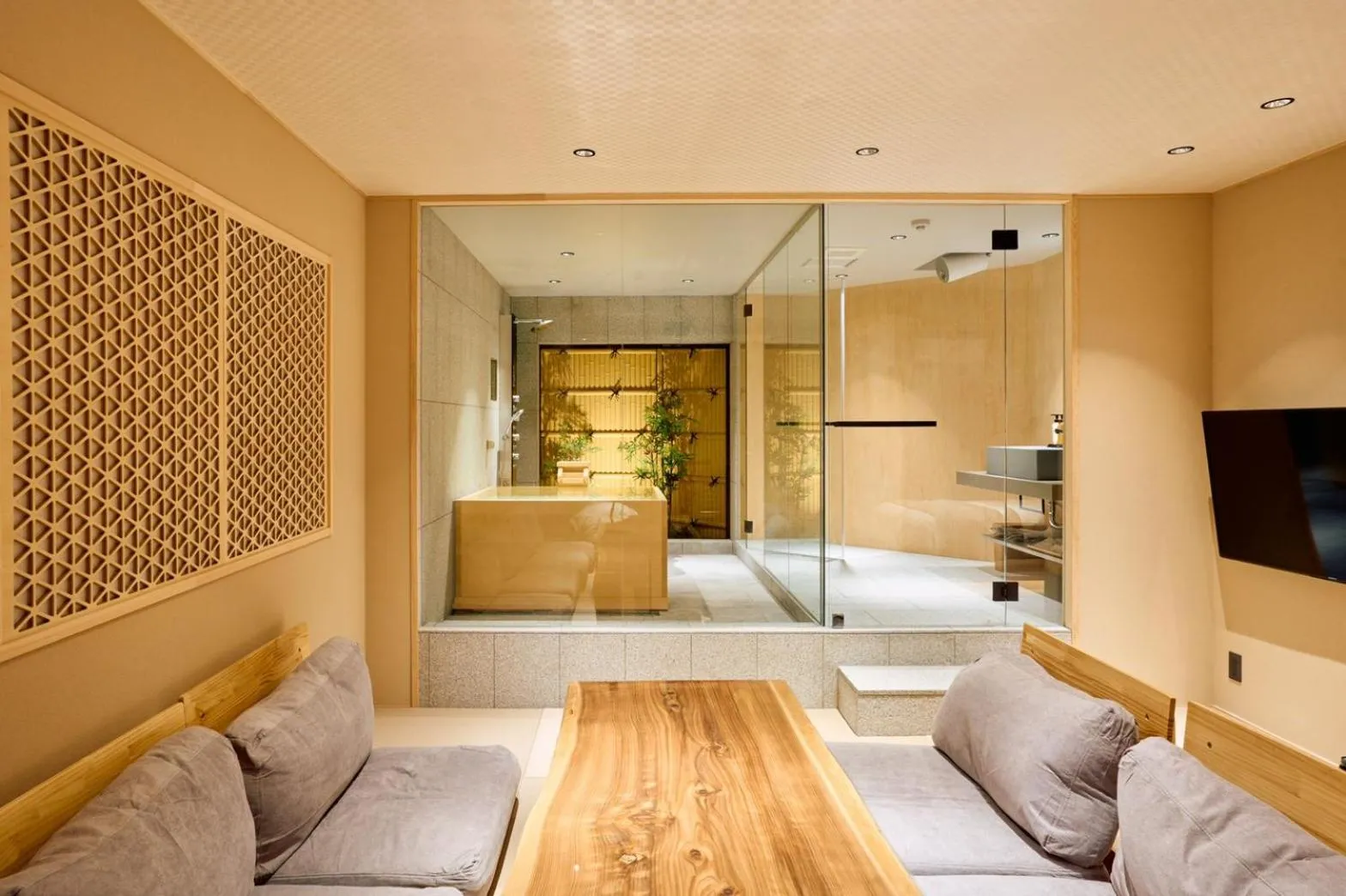 KONJAKUSO Osaka Tempozan "IKESU" Projection M apping SPA "TAKADORO" Wheel View