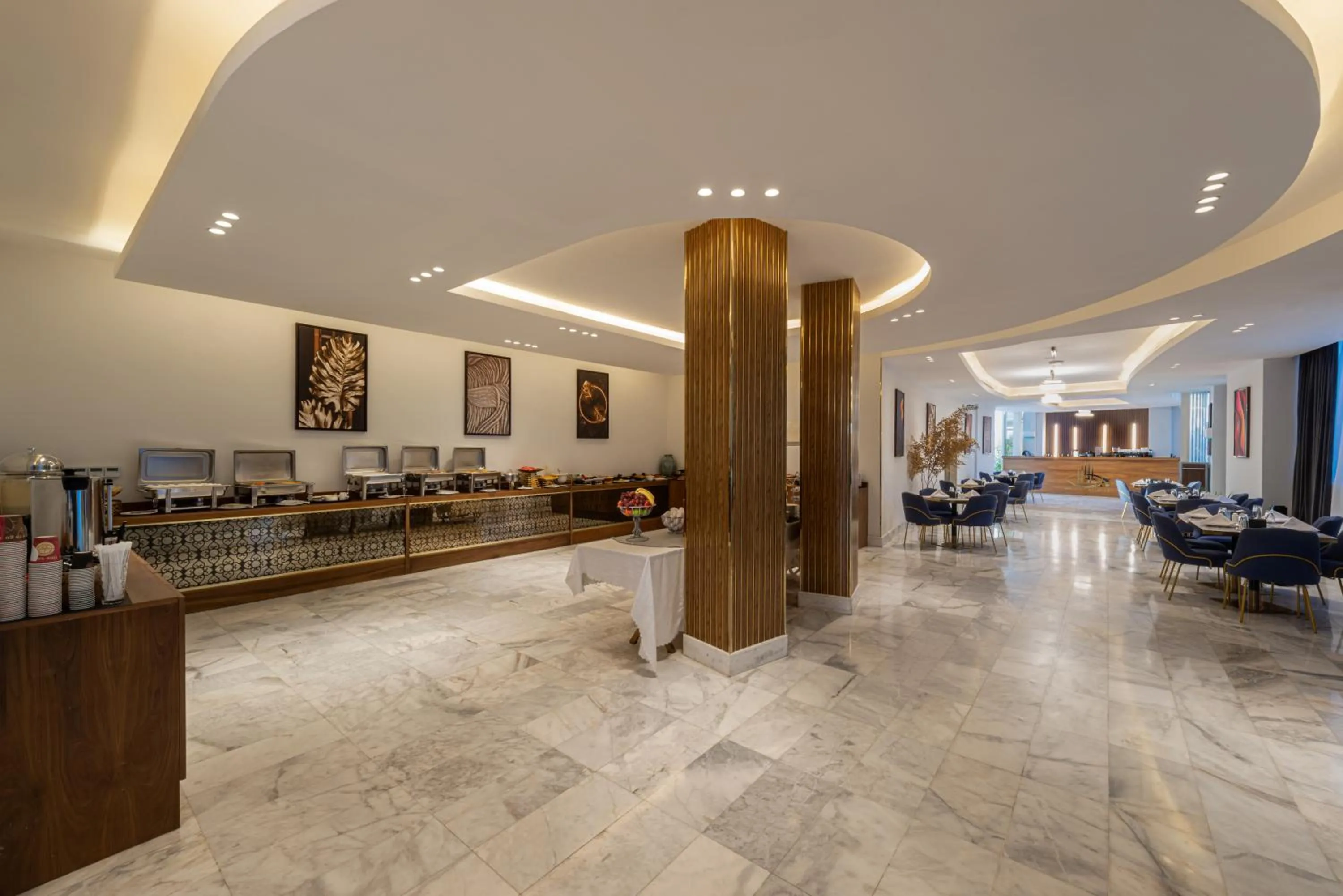 Buffet breakfast in HDB Al Sahafa