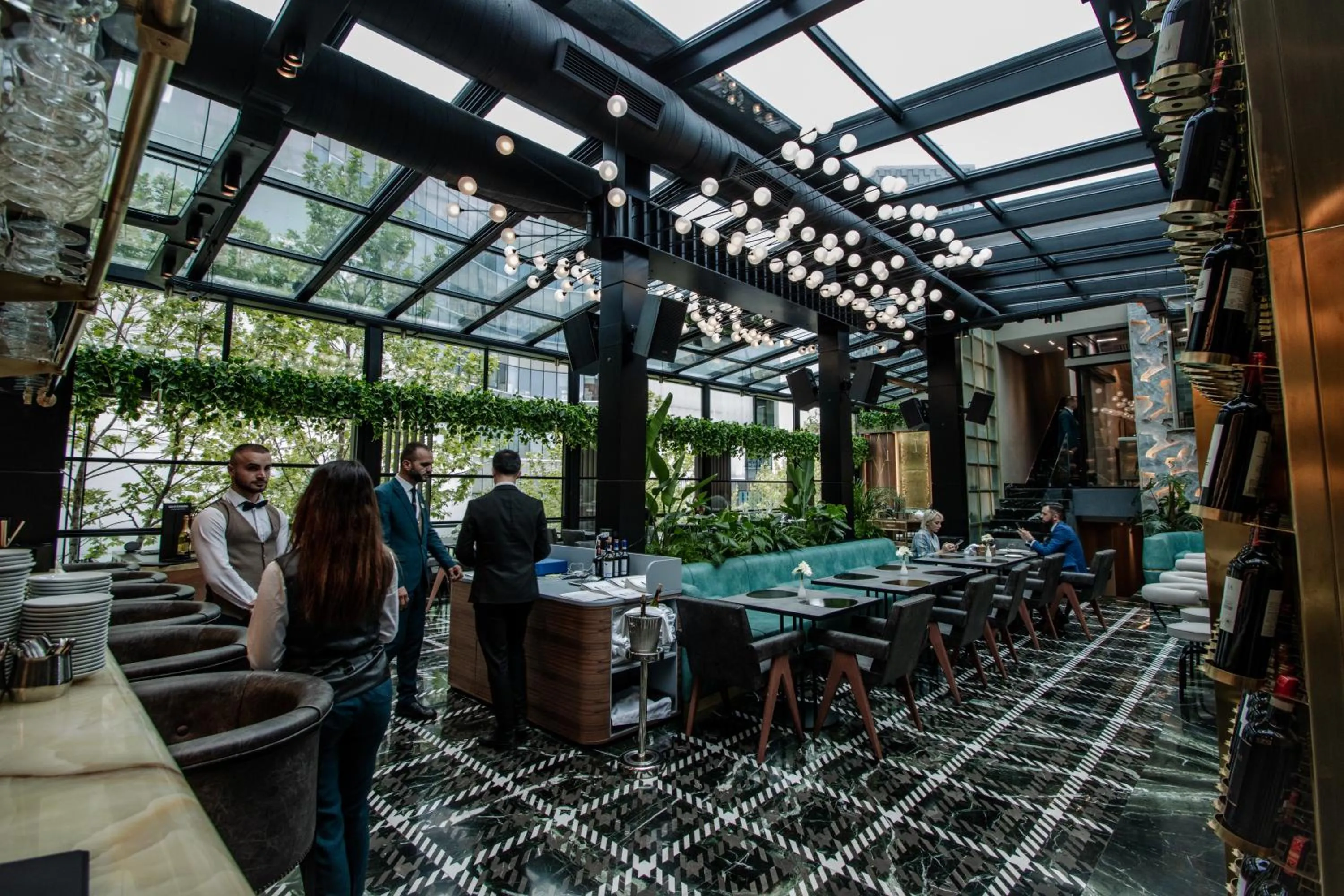 Restaurant/places to eat in The Crown Boutique Hotel & SPA