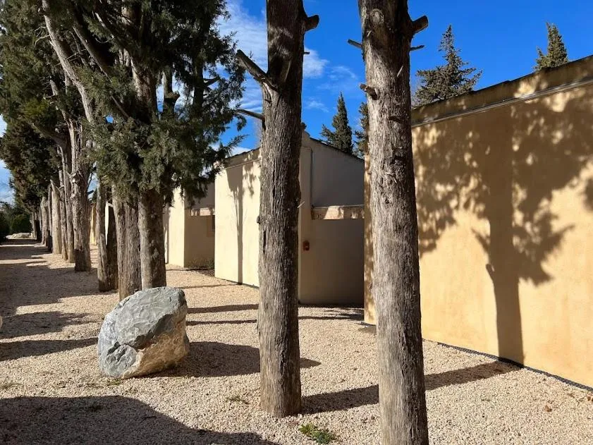 Property building in Bastidon Provençal - Patio privé, Piscine - Charme