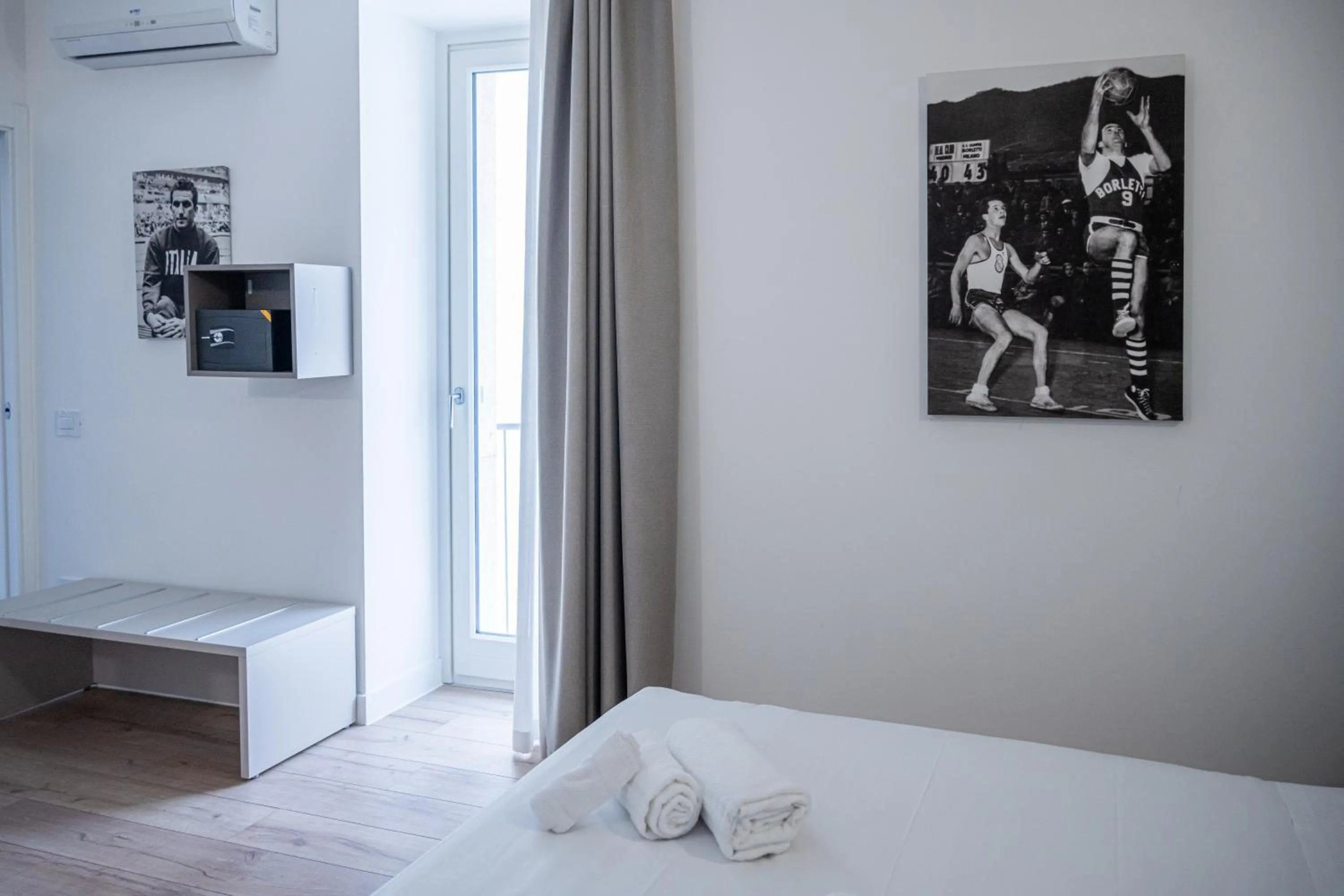 Bed in City Gallery Apartments