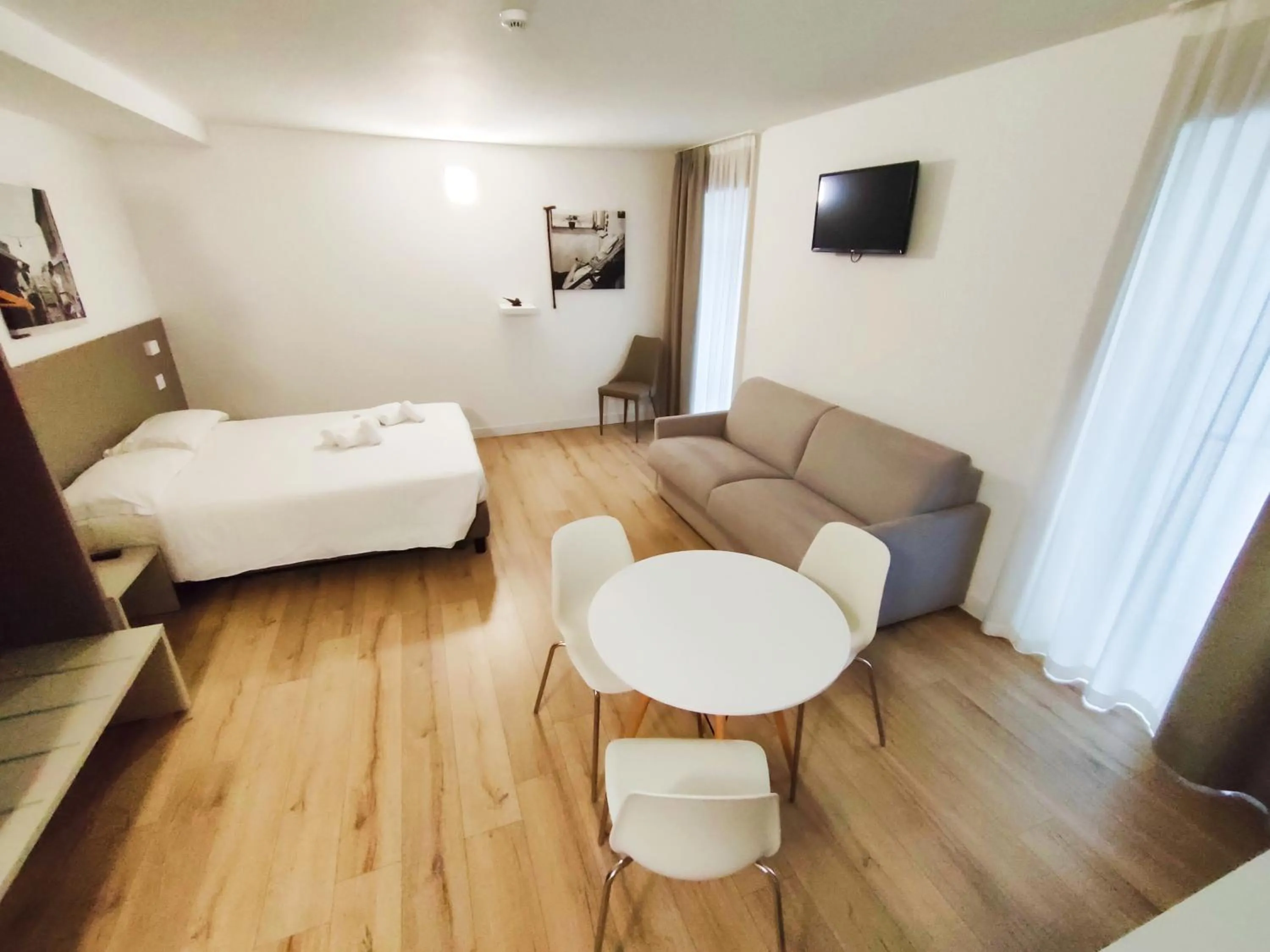 Photo of the whole room, Bed in City Gallery Apartments