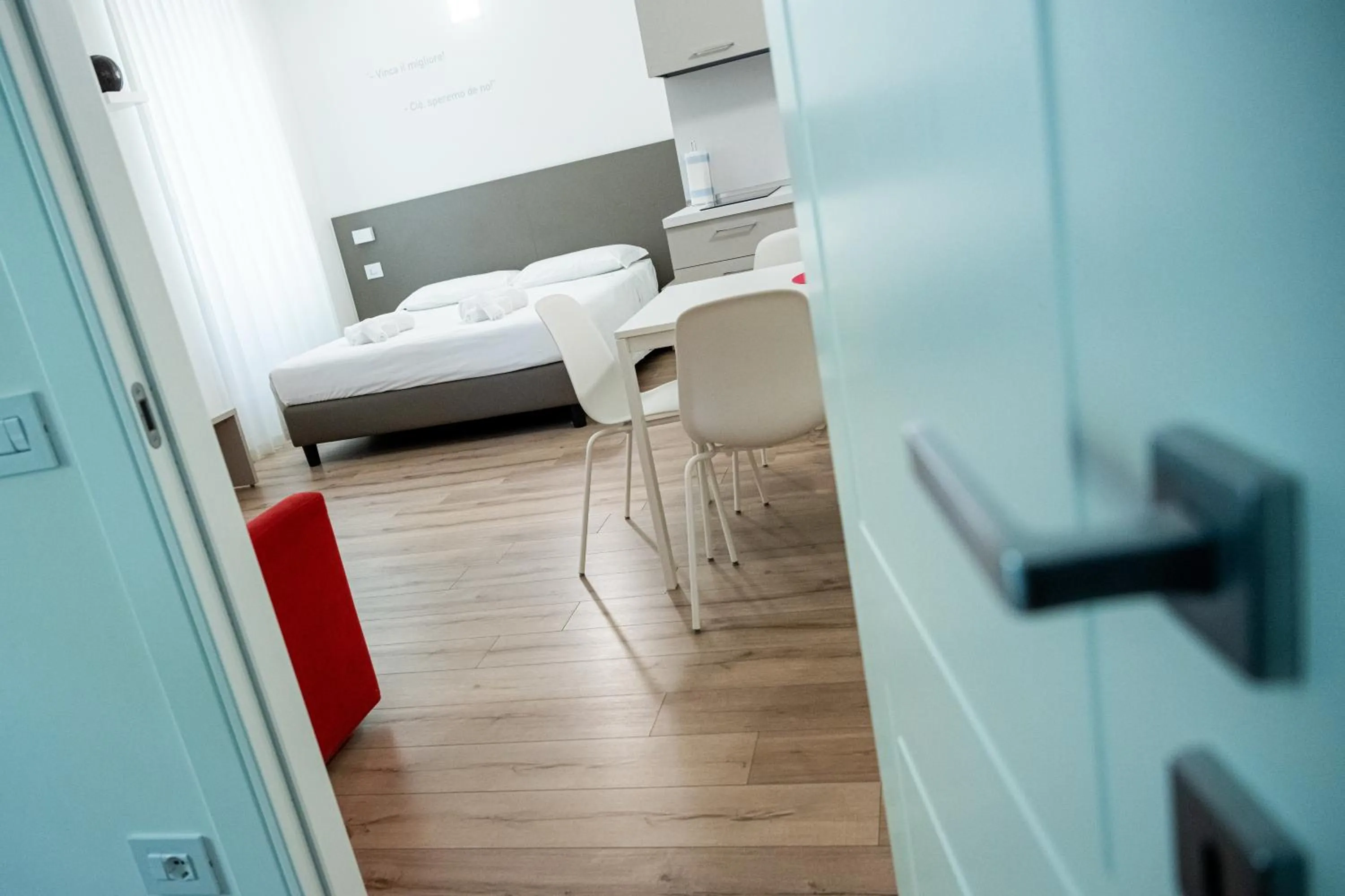 Bedroom, Bed in City Gallery Apartments