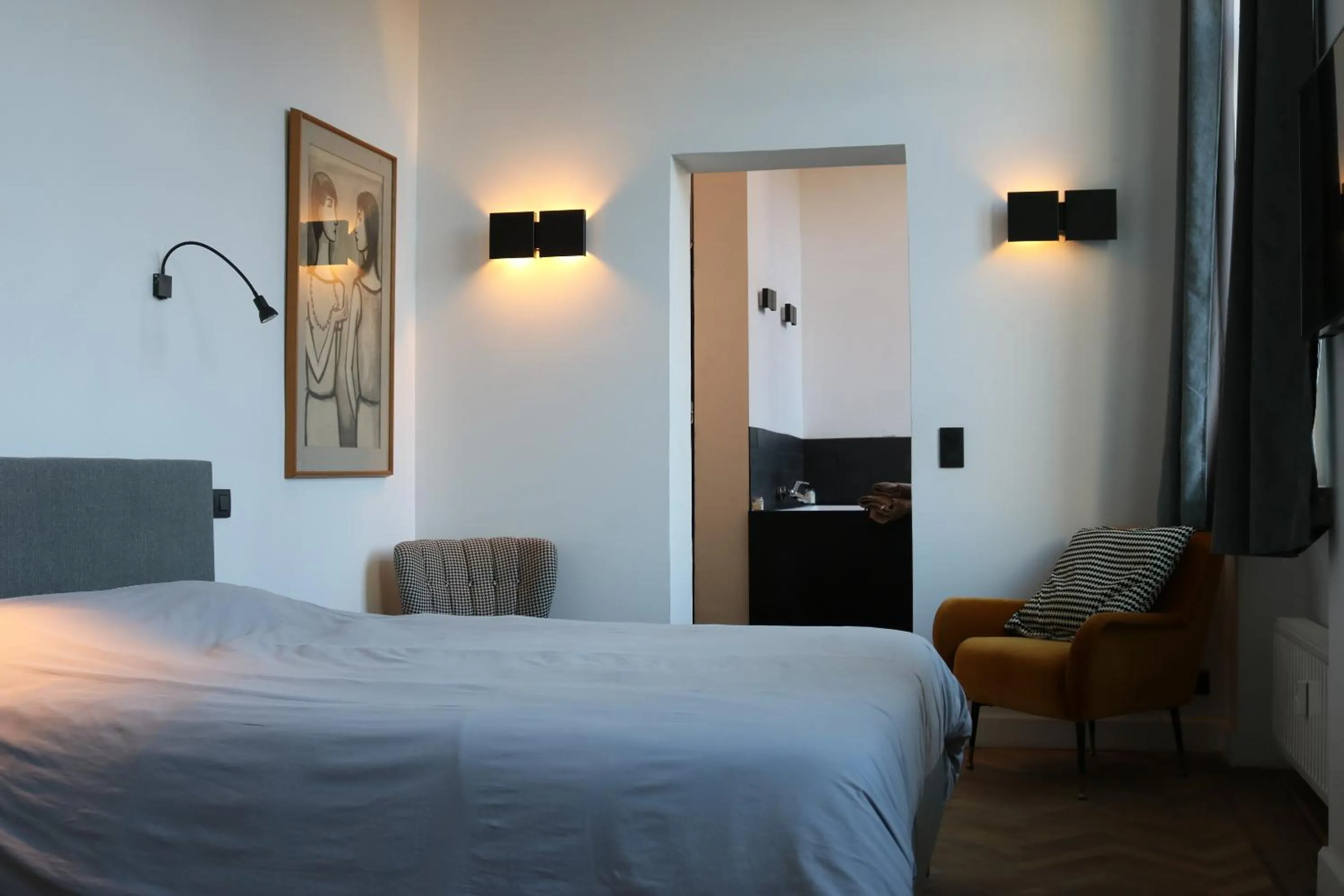 Bed in Peter House