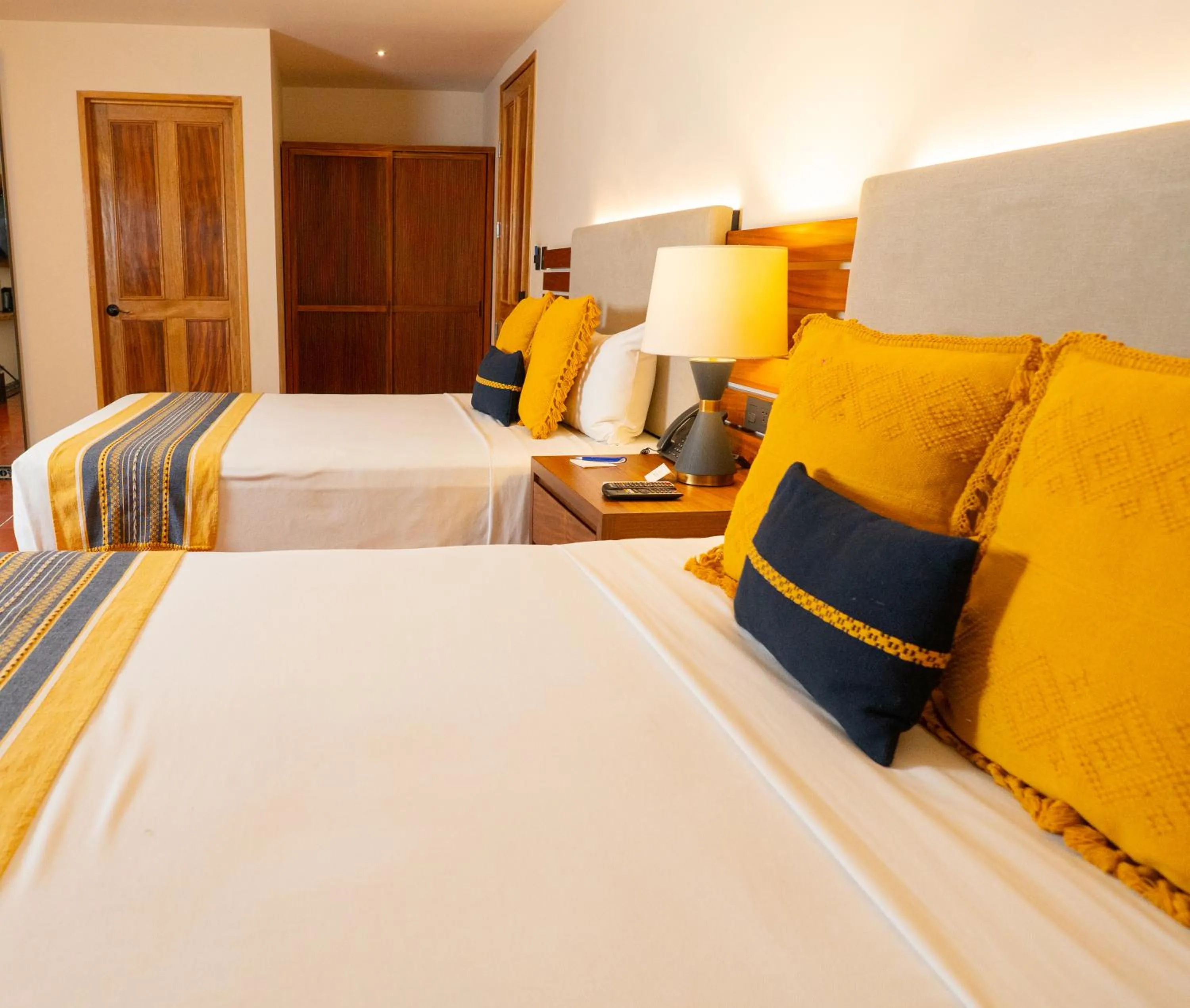 Bed in Casa Azulai Puebla Hotel Boutique