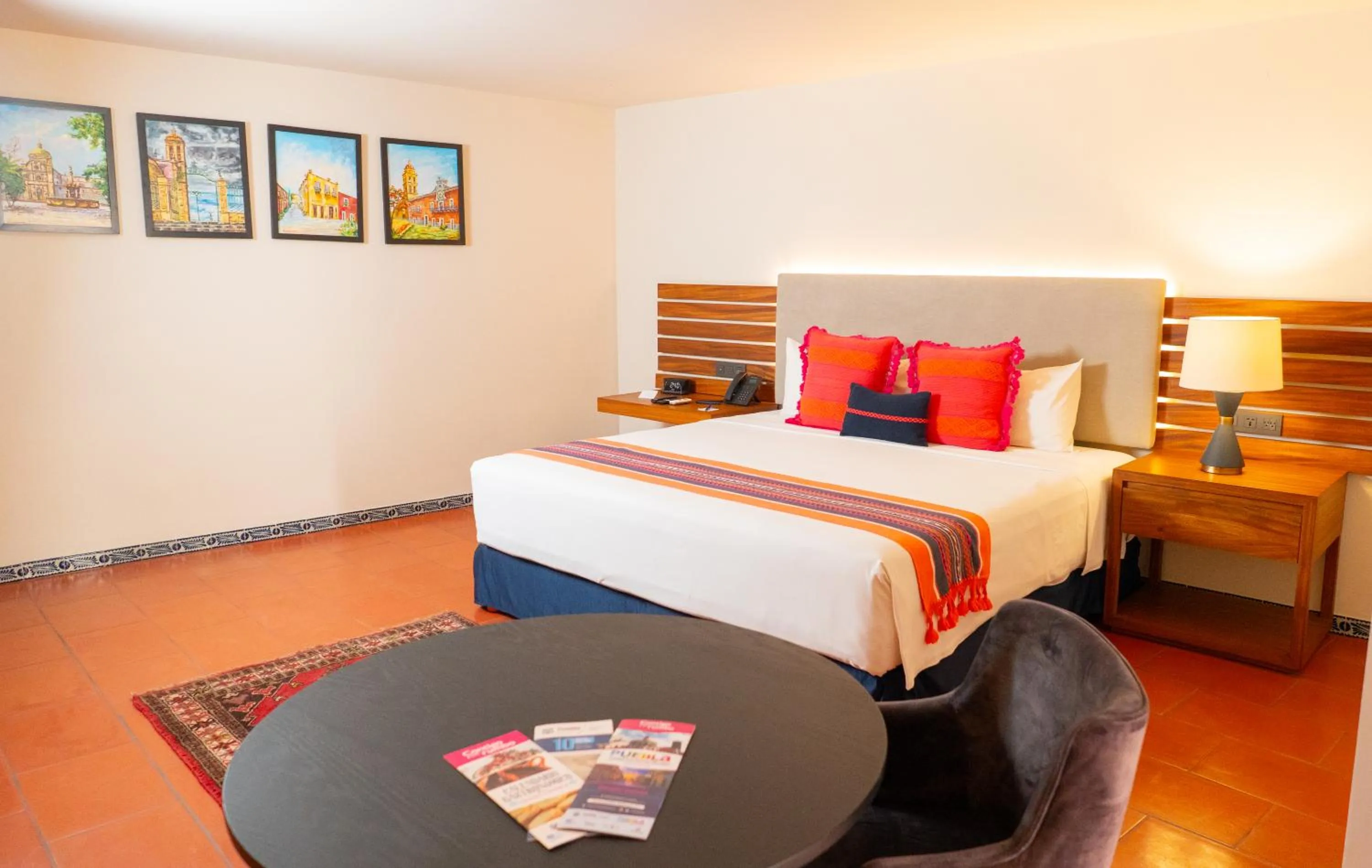 Bed in Casa Azulai Puebla Hotel Boutique