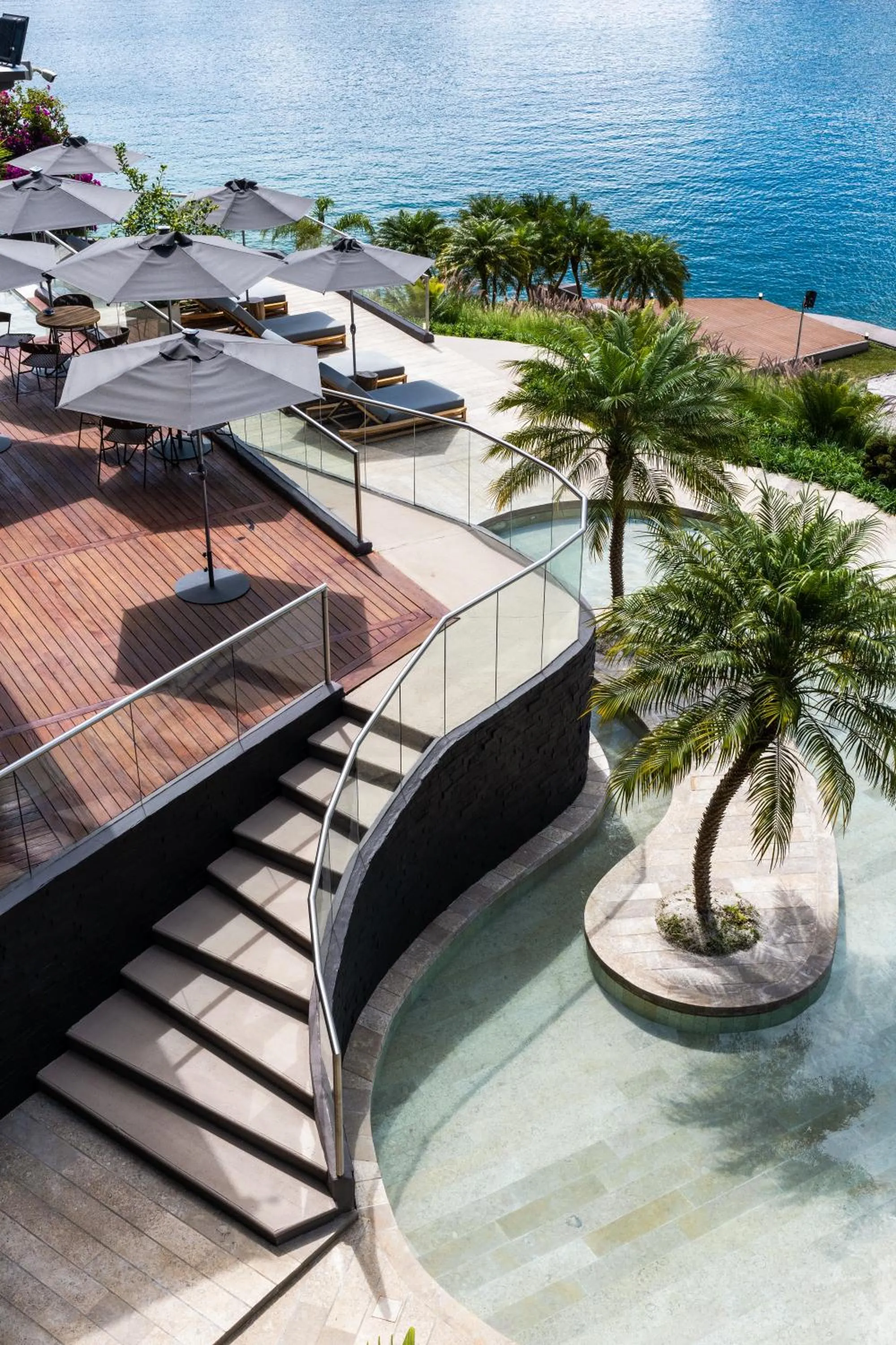 Natural landscape in Tau House