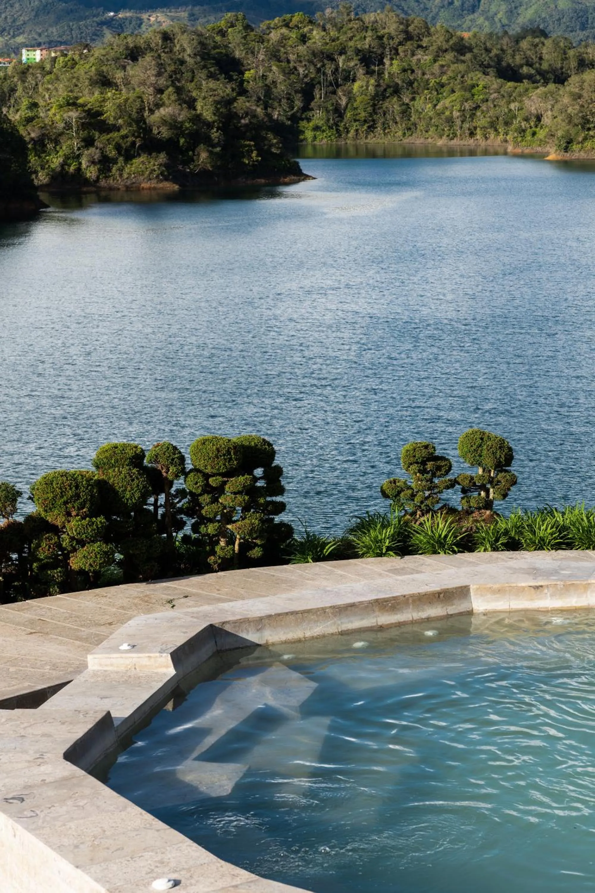 Lake view in Tau House