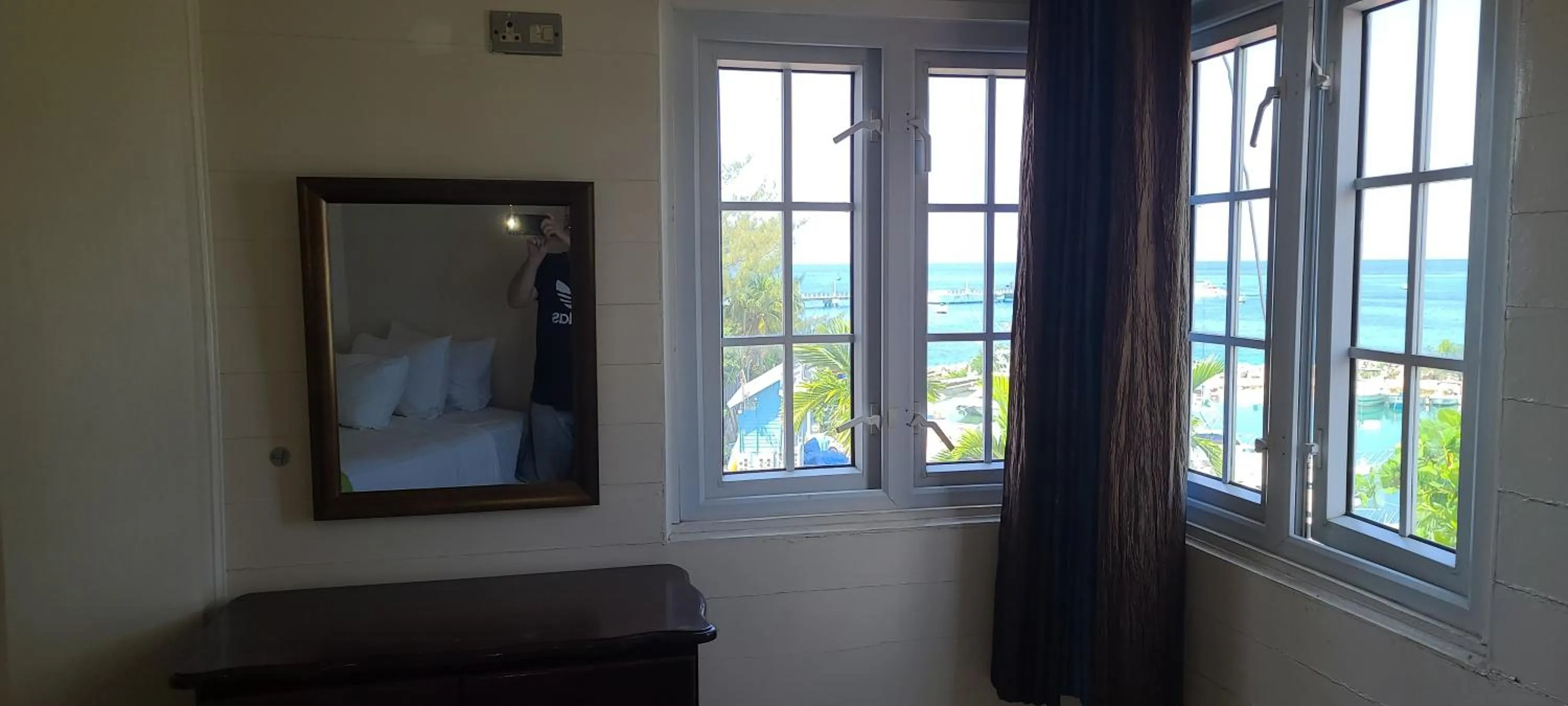 Sea view in Fisherman's Point