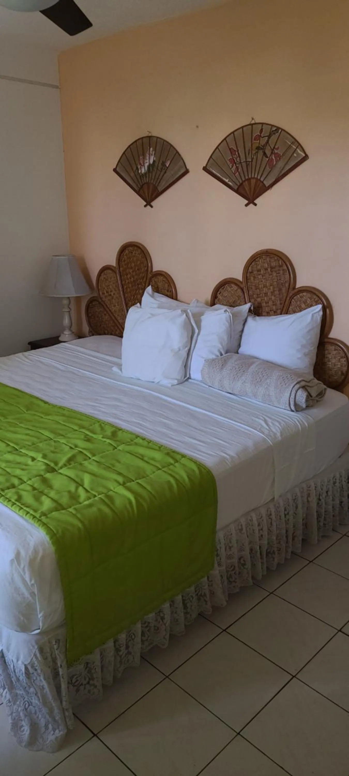 Bed in Fisherman's Point