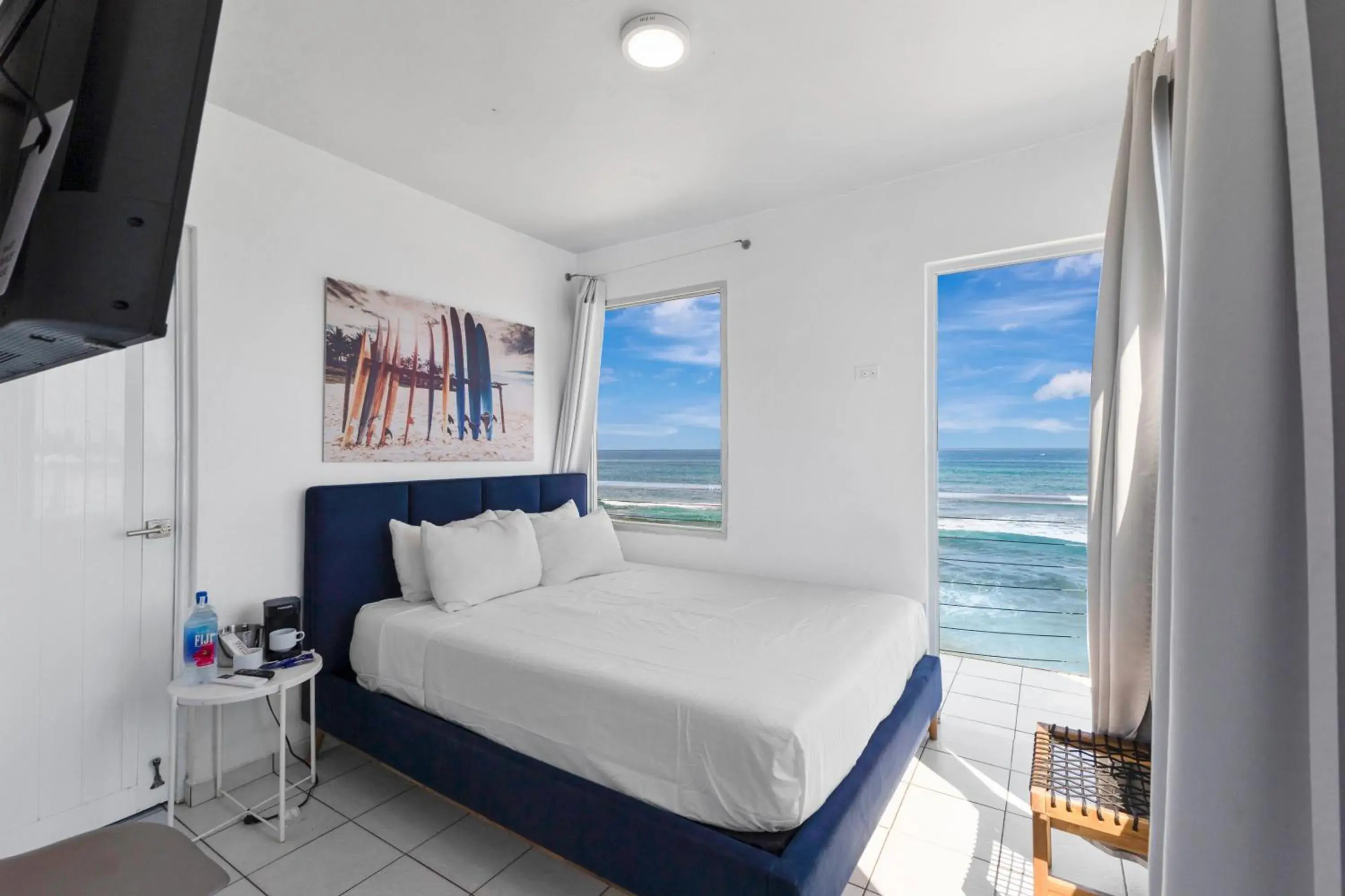 Small Double Room in Bella Surf Inn Small Double Room in Bella Surf Inn