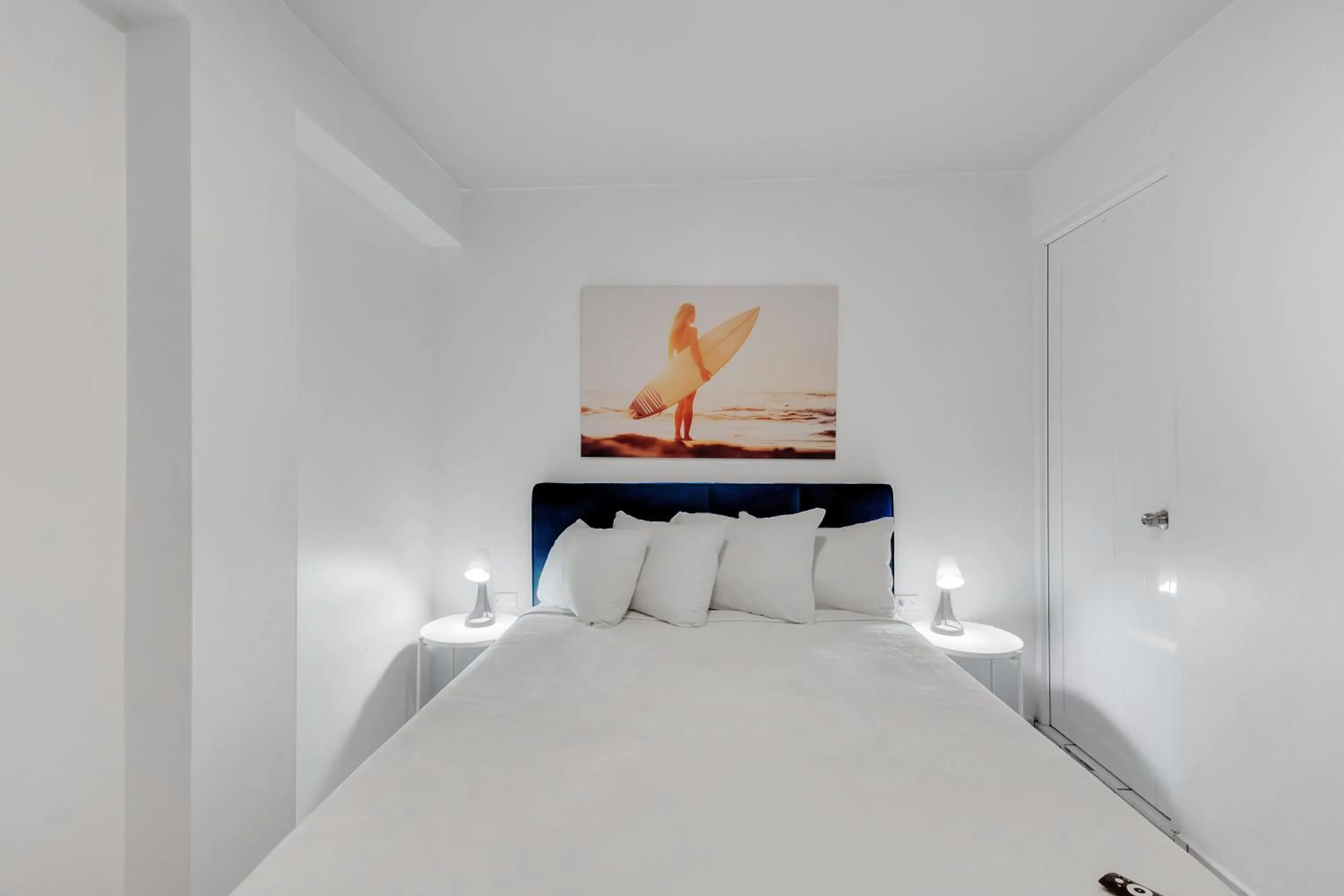 Bed in Bella Surf Inn