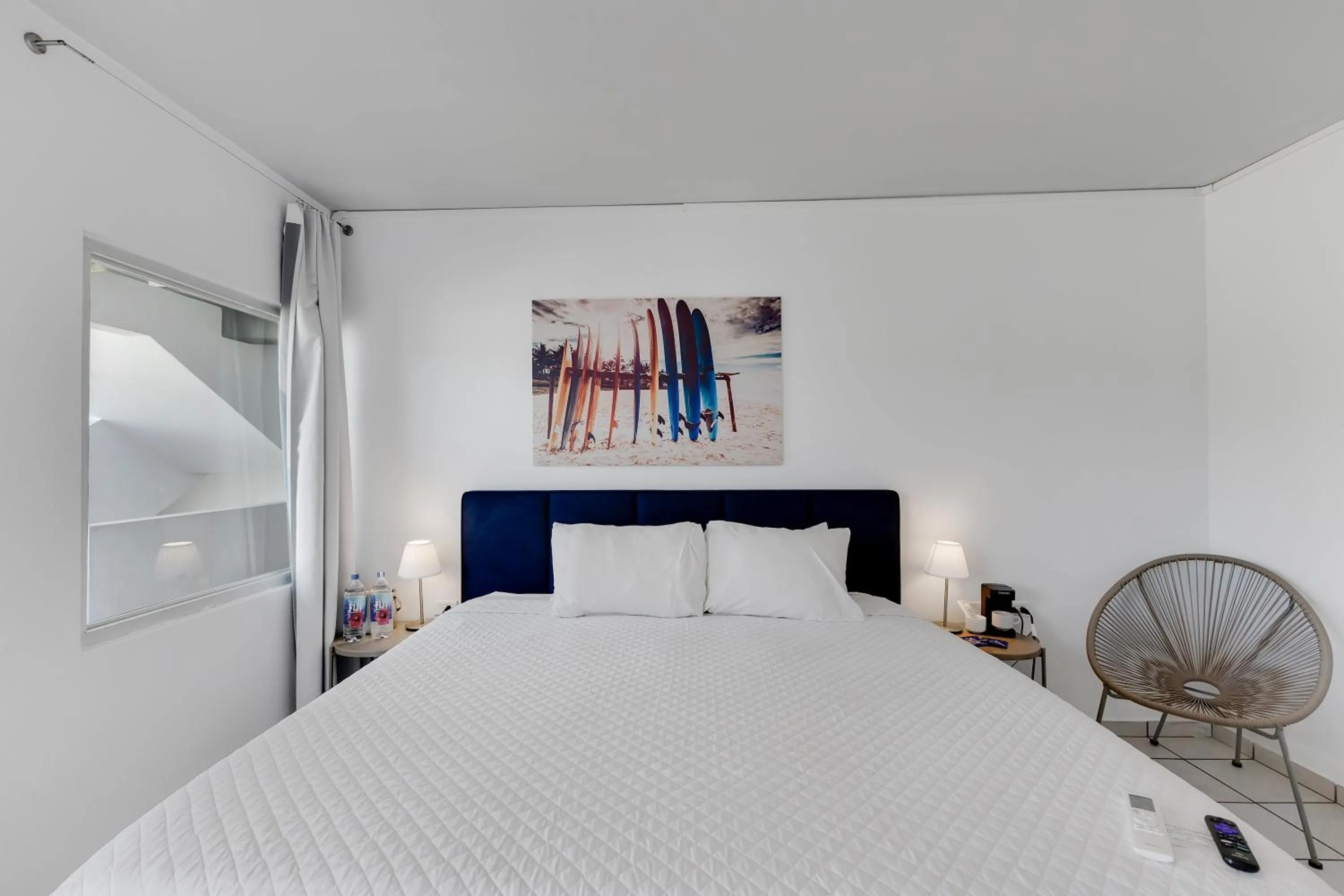 Bed in Bella Surf Inn