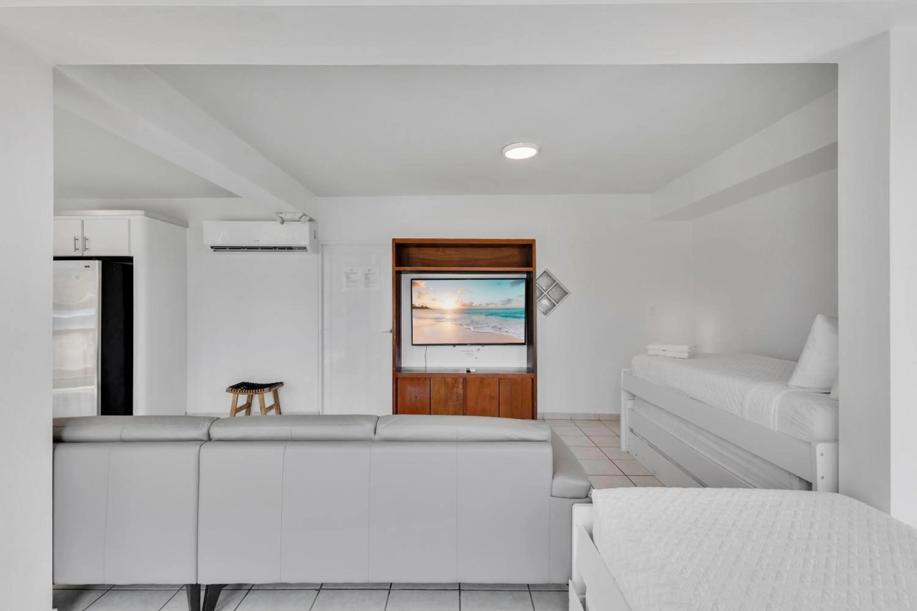 Bed in Bella Surf Inn