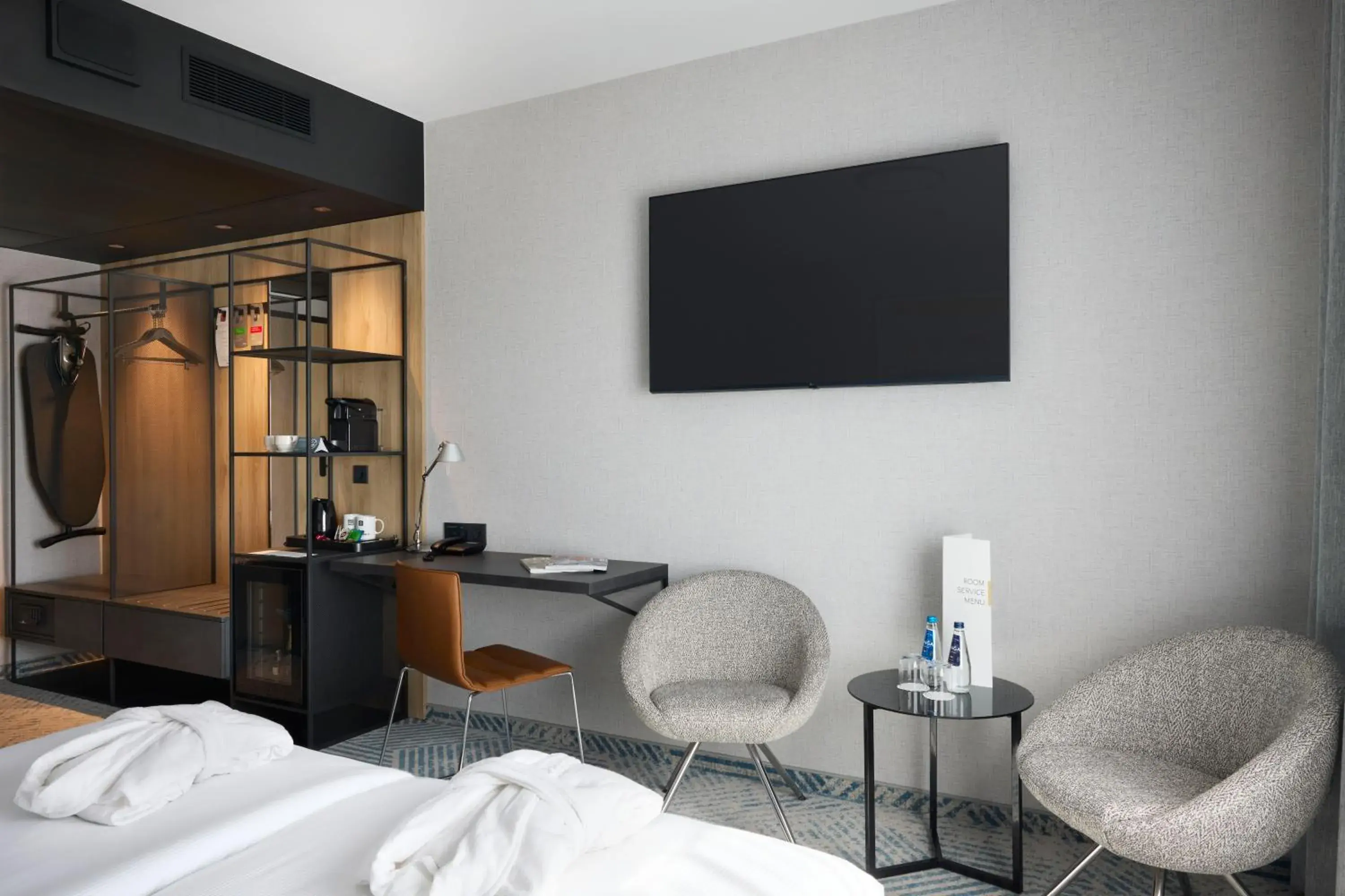 Photo of the whole room, Bed in Q Hotel Plus Wrocław Photo of the whole room, Bed in Q Hotel Plus Wrocław