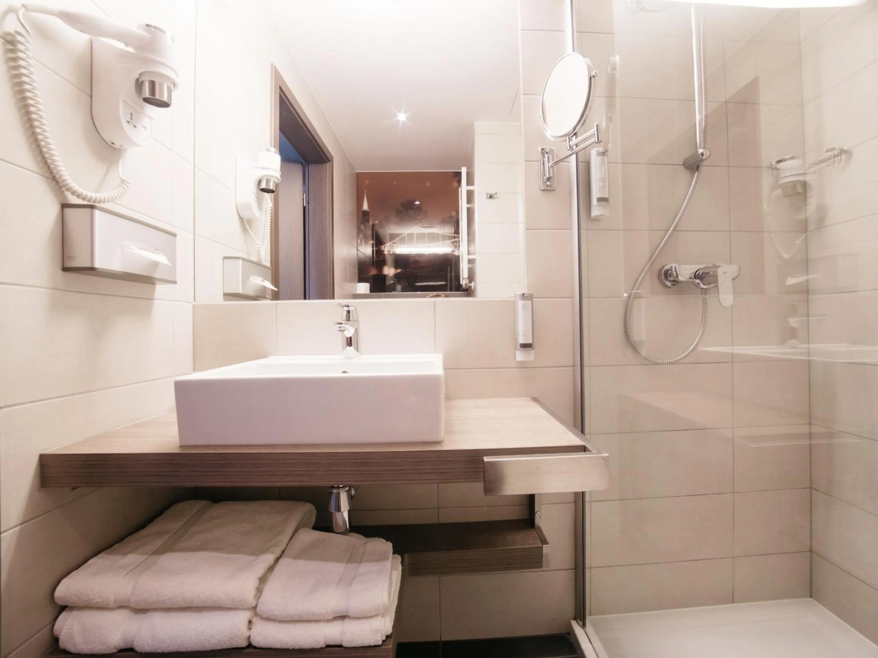 Toilet in Q Hotel Plus Wrocław